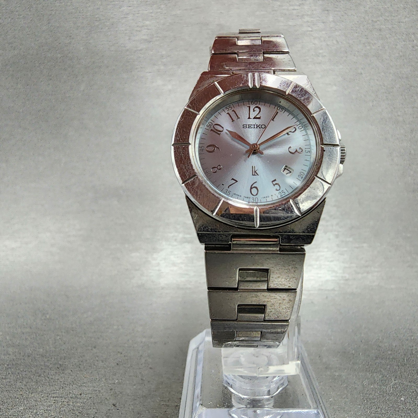 Seiko Watch Women 28mm Blue Dial Silver Tone Date 7N820620 Lukia  New Battery5