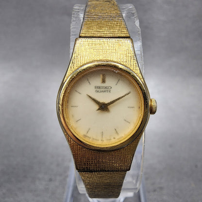 Seiko Watch 17mm Women Champagne Dial Gold Tone Round 20200329 New Battery0