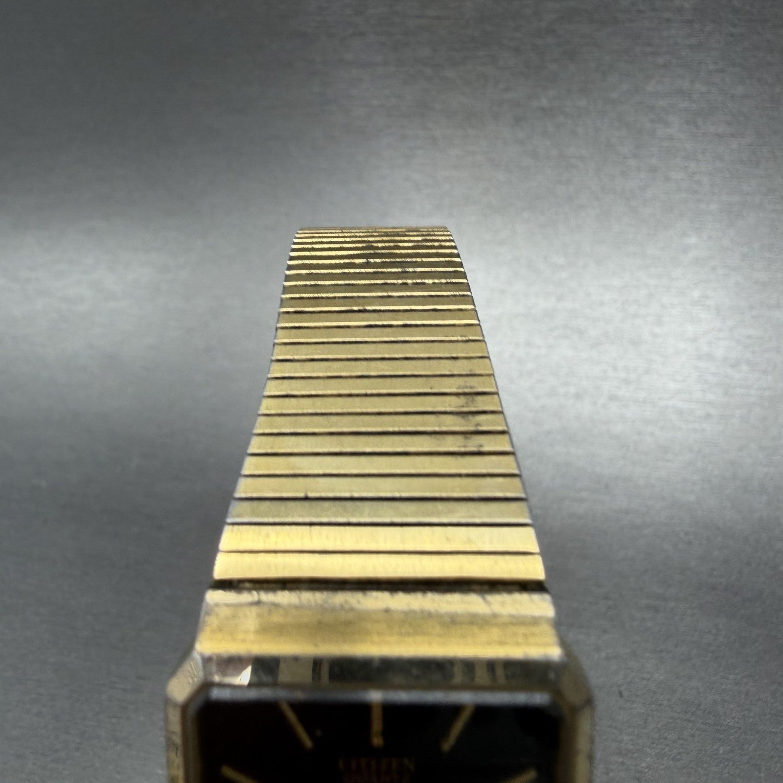 Citizen Tank Watch Men 25mm Black Dial Gold Tone Date 6010-S06304 PARTS5