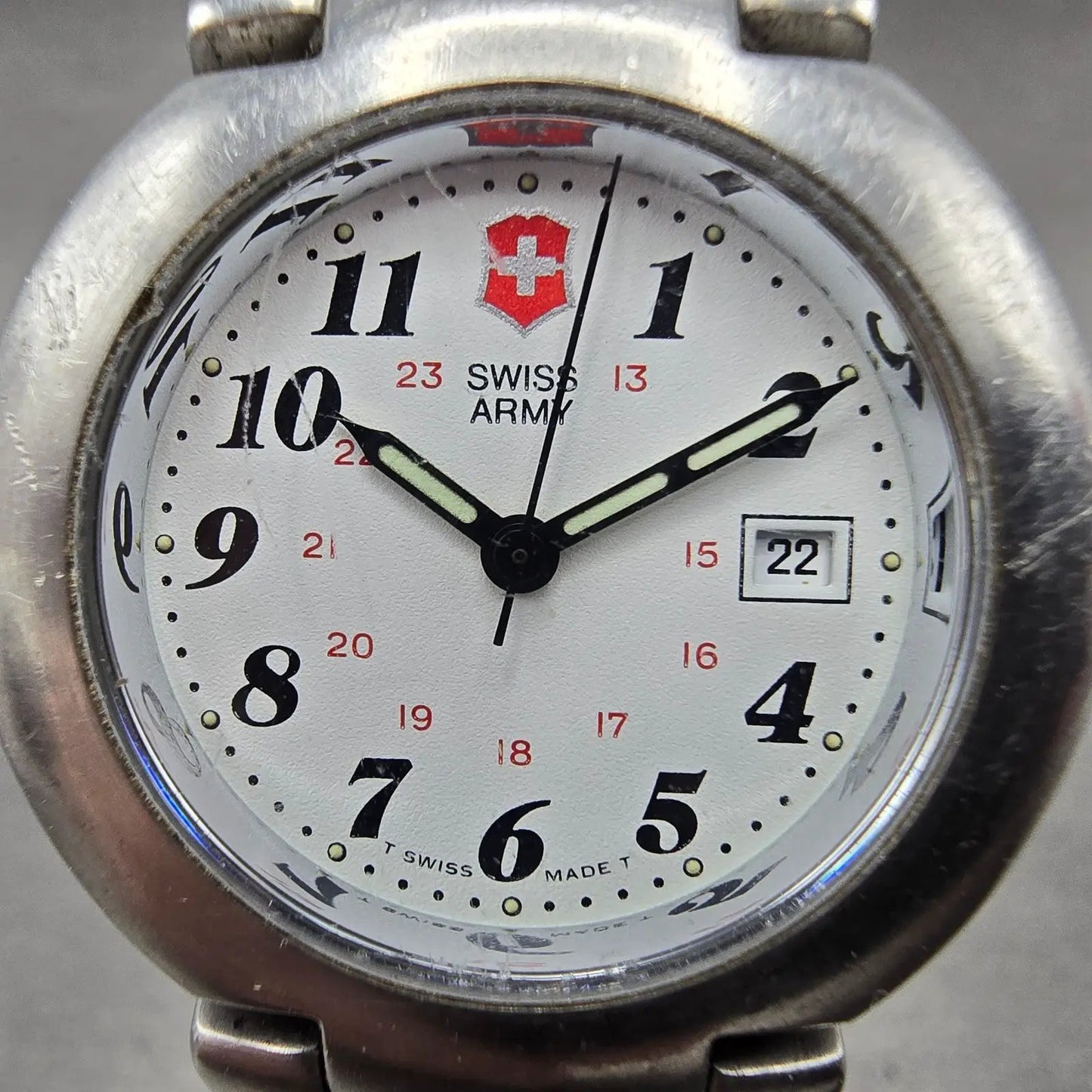 Victorinox Swiss Army Cavalry Watch Women 31mm White Dial Steel Date PARTS NED2