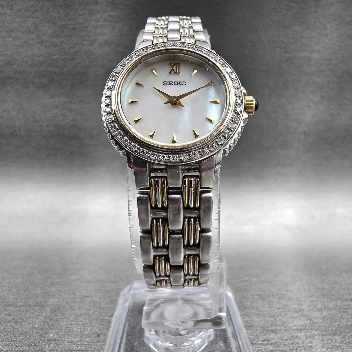 Seiko Watch Women 23mm MOP Dial Silver Diamond Bezel Round 1N00-0KH0 New Battery5