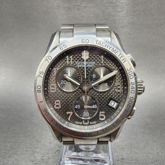 Victorinox Chrono Classic Watch Men 41mm Gray Dial Steel Date 241405 New Battery0