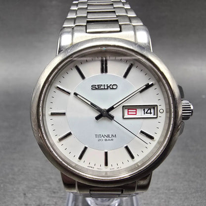 Seiko Watch Men 35mm White Dial Titanium Daydate Round 7N43-7B80 PARTS0