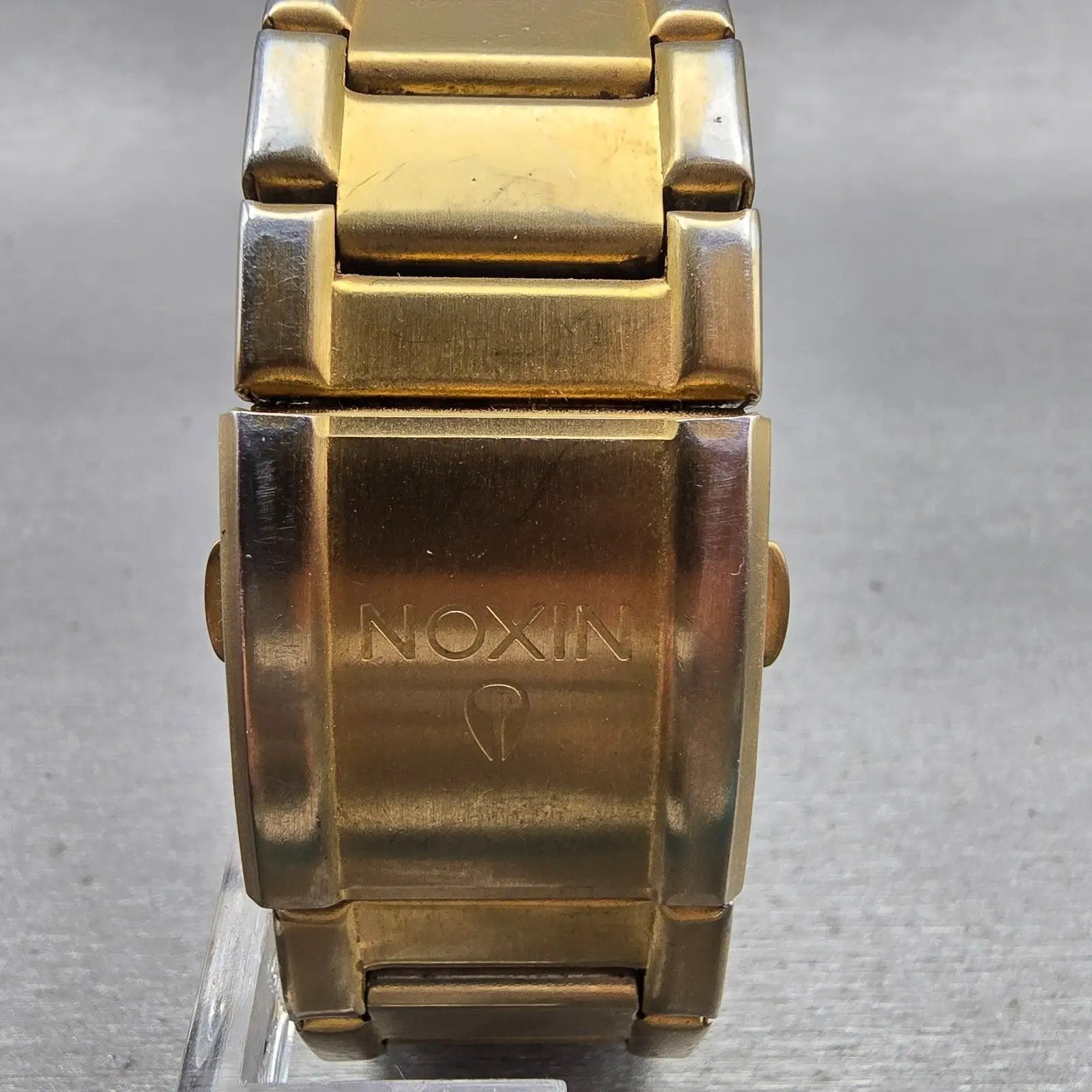 Nixon The Cannon Watch Men 40mm Gold Dial Gold Tone Round New Battery7