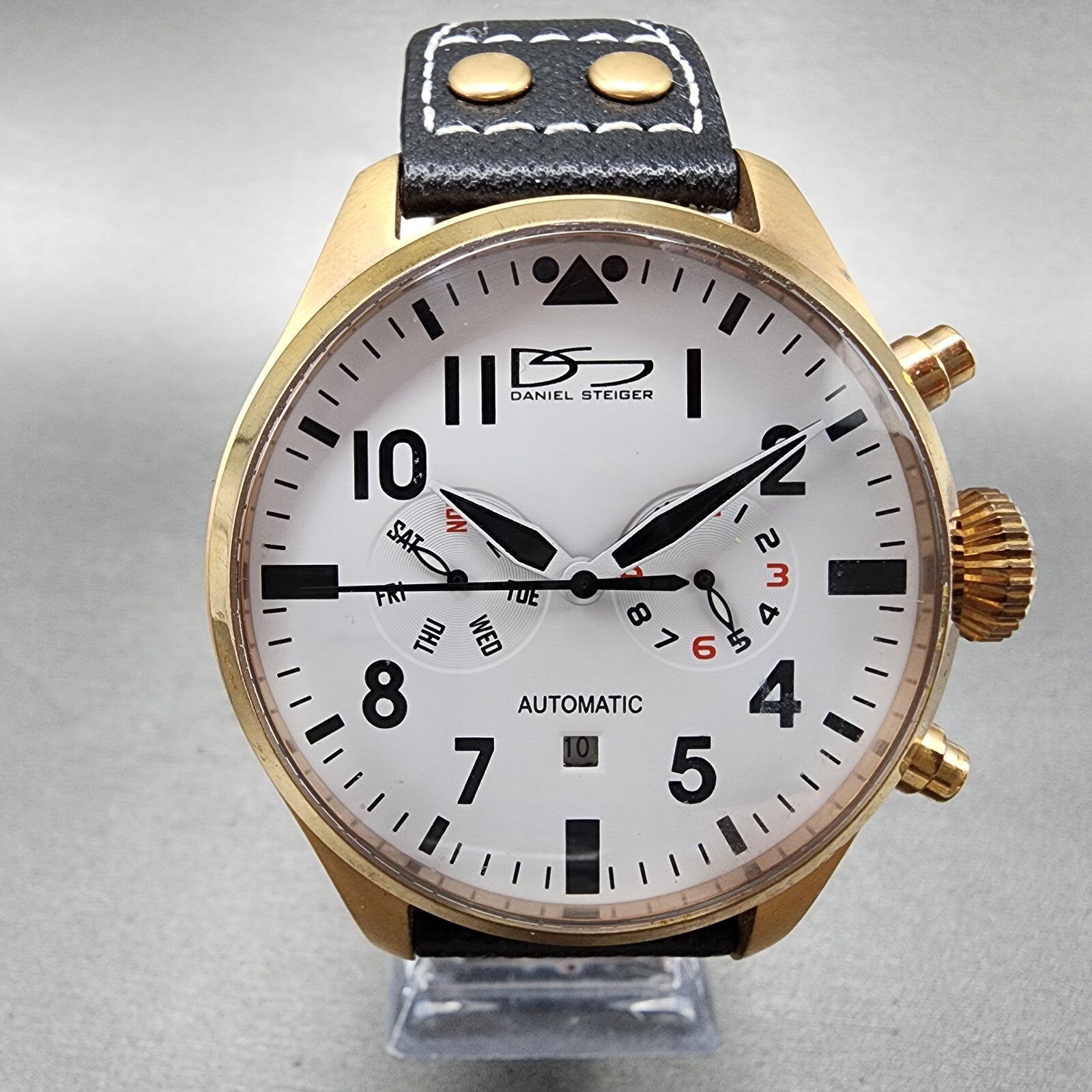 Daniel Steiger Pilot Pro Watch Men 47mm White Dial Rose Gold Tone Daydate  Runs1