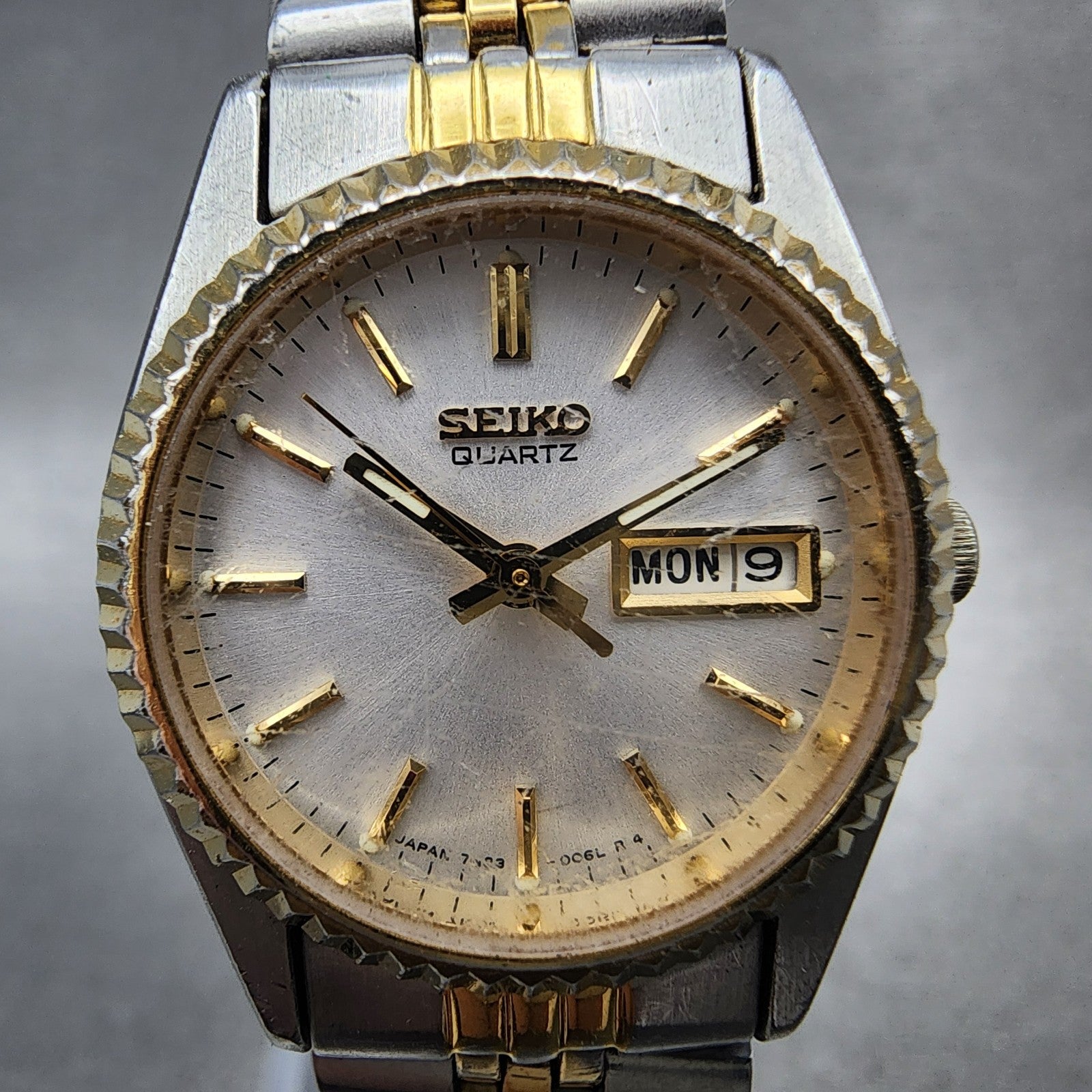 Seiko Watch Women 24mm White Dial Two Tone Daydate Round 7N830049 New Battery N1