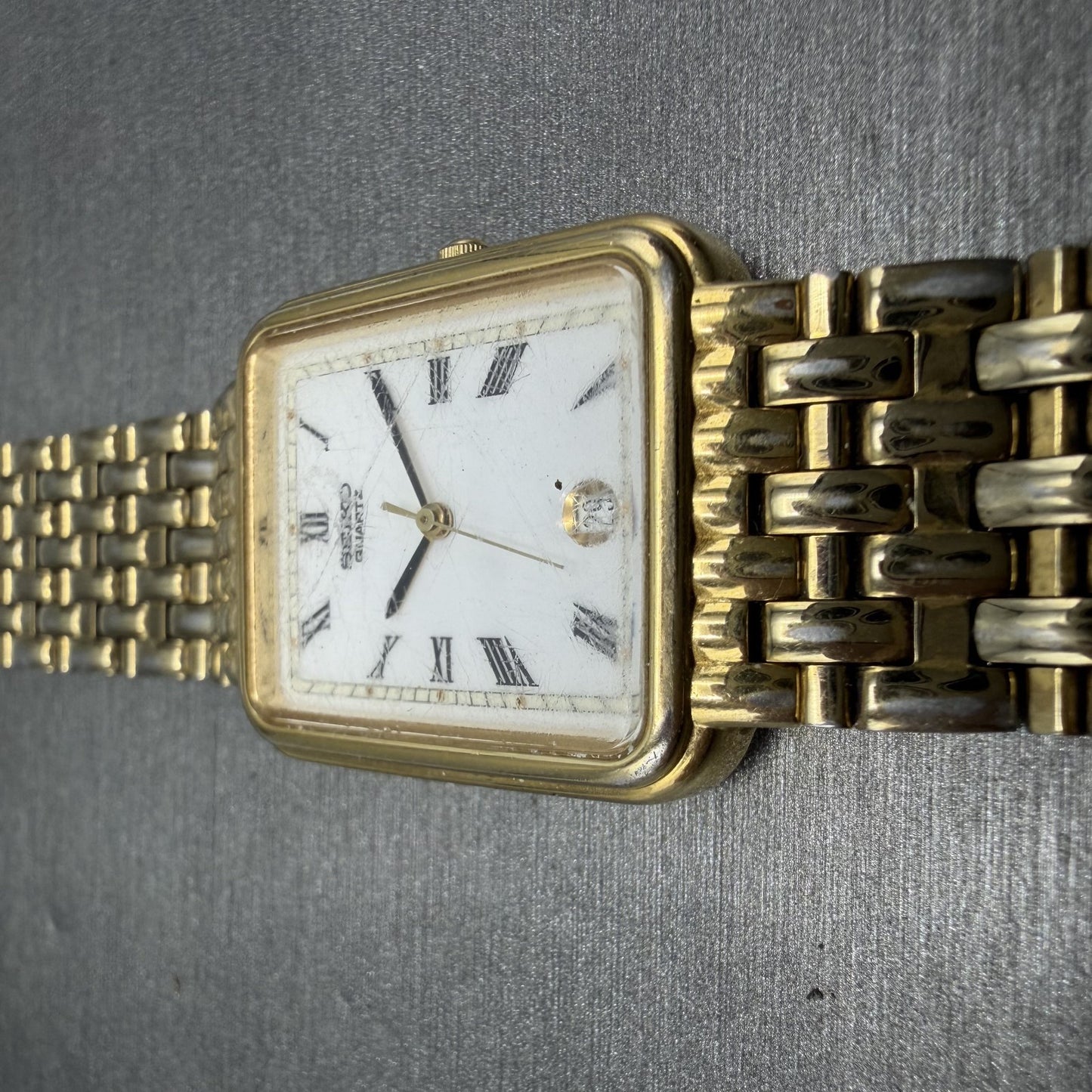 Seiko Tank Watch Men 26mm White Dial Gold Tone Date 7N225A10 New Battery READ!!2