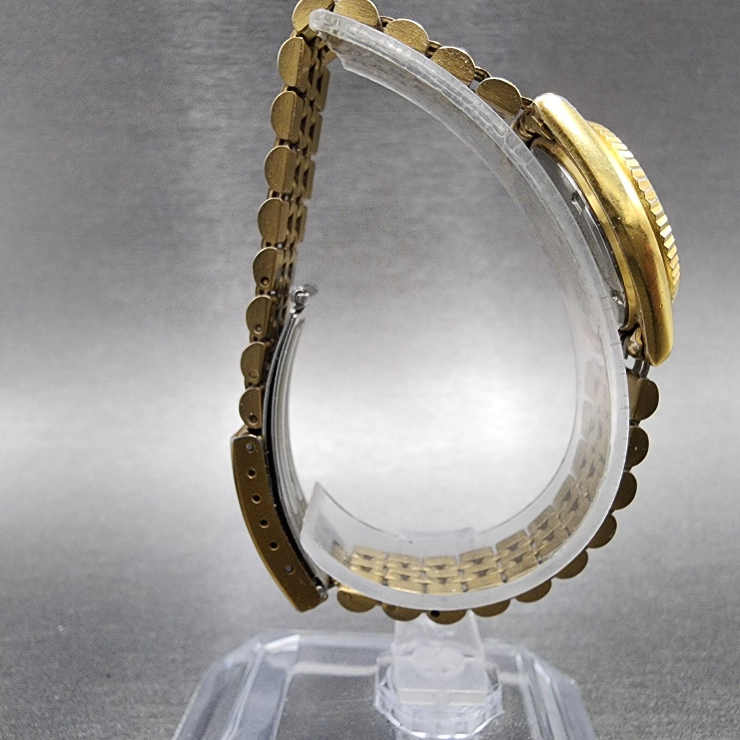 Seiko SQ Watch Women 24mm Black Dial Gold Tone Daydate Round 3Y030169 New Batt8