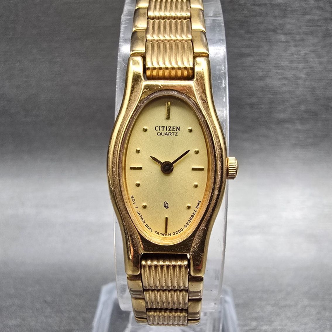 Citizen CQ Watch Women 15mm Champagne Dial Gold Tone 2250-S60805 New Battery JP20