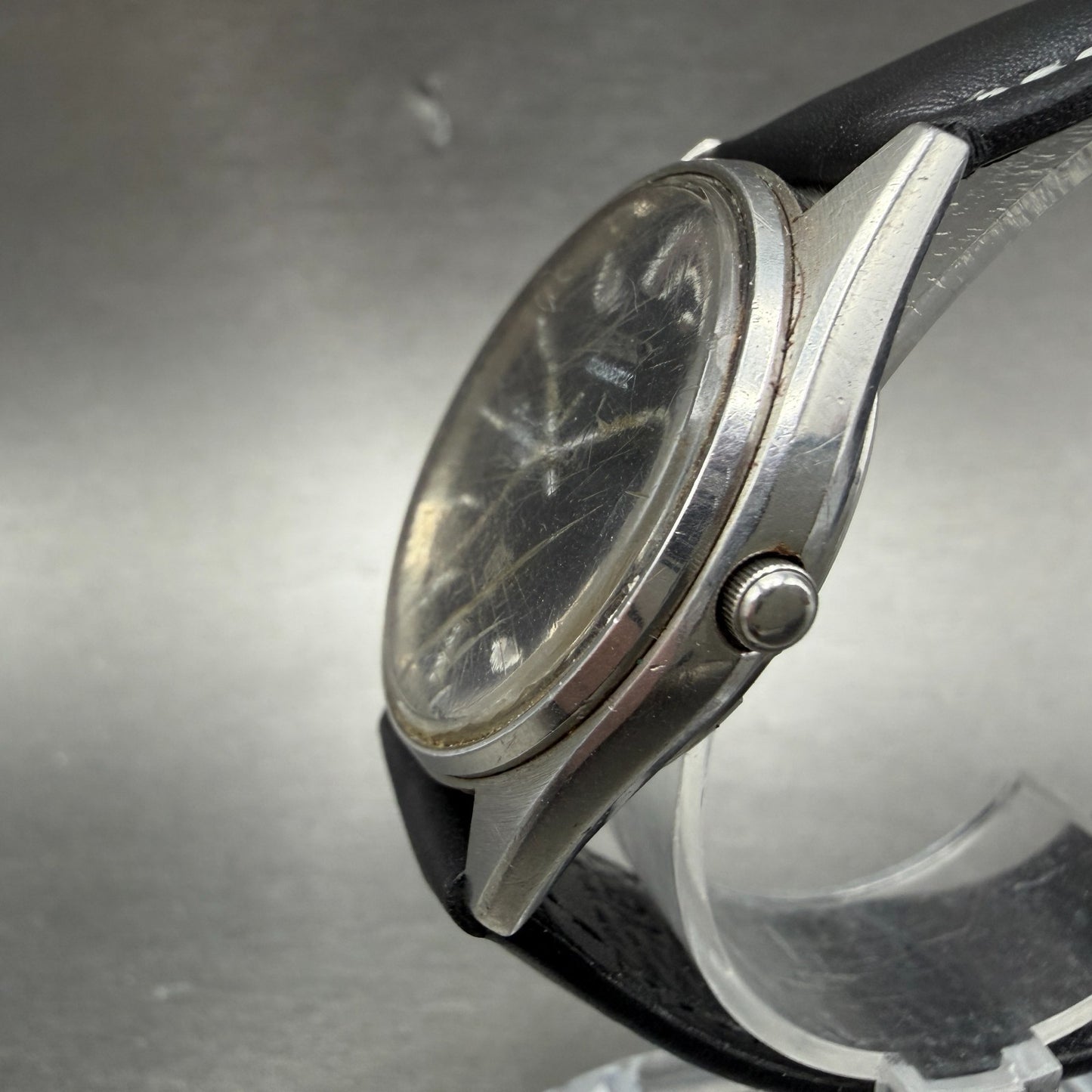 Seiko SQ Watch Men 34mm Black Dial Silver Tone Date 8222-7009 New Battery VTG2
