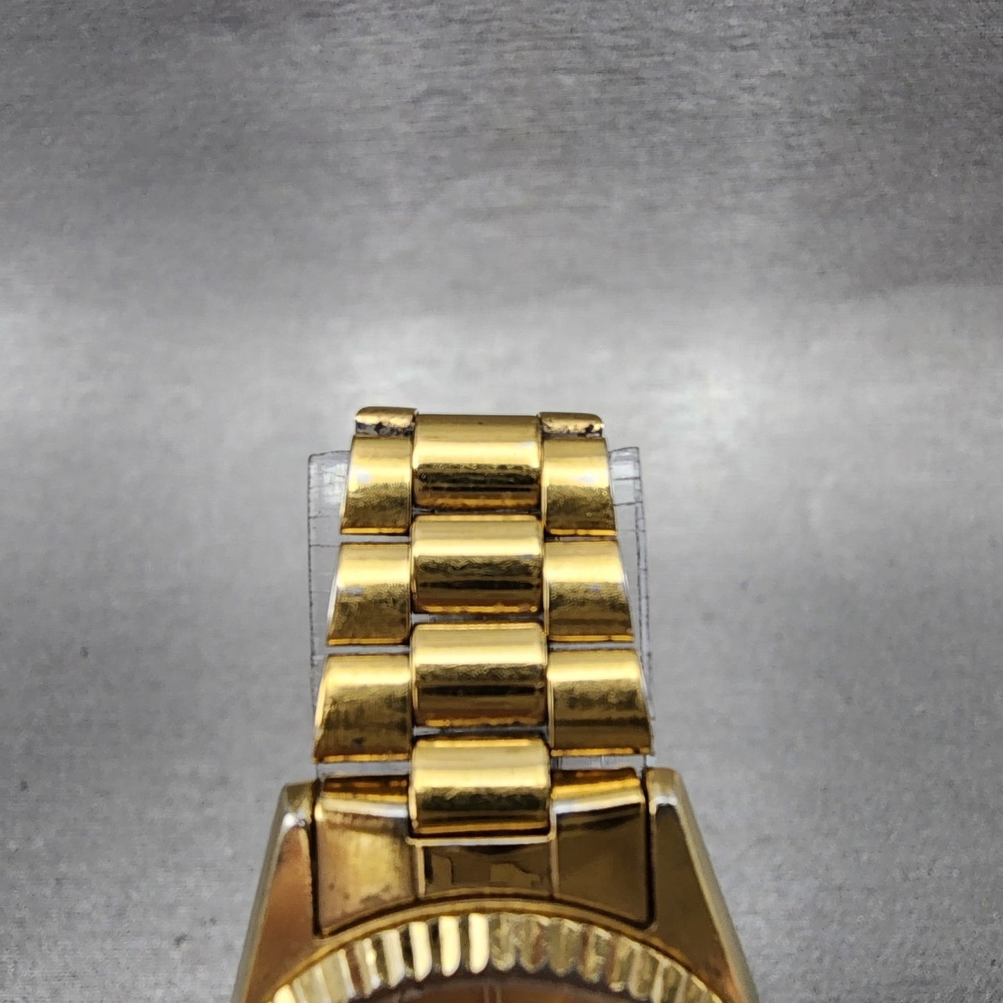 Seiko SQ Watch Women 25mm Gold Dial Gold Tone Daydate Round 2A230039 NewBat VTG4
