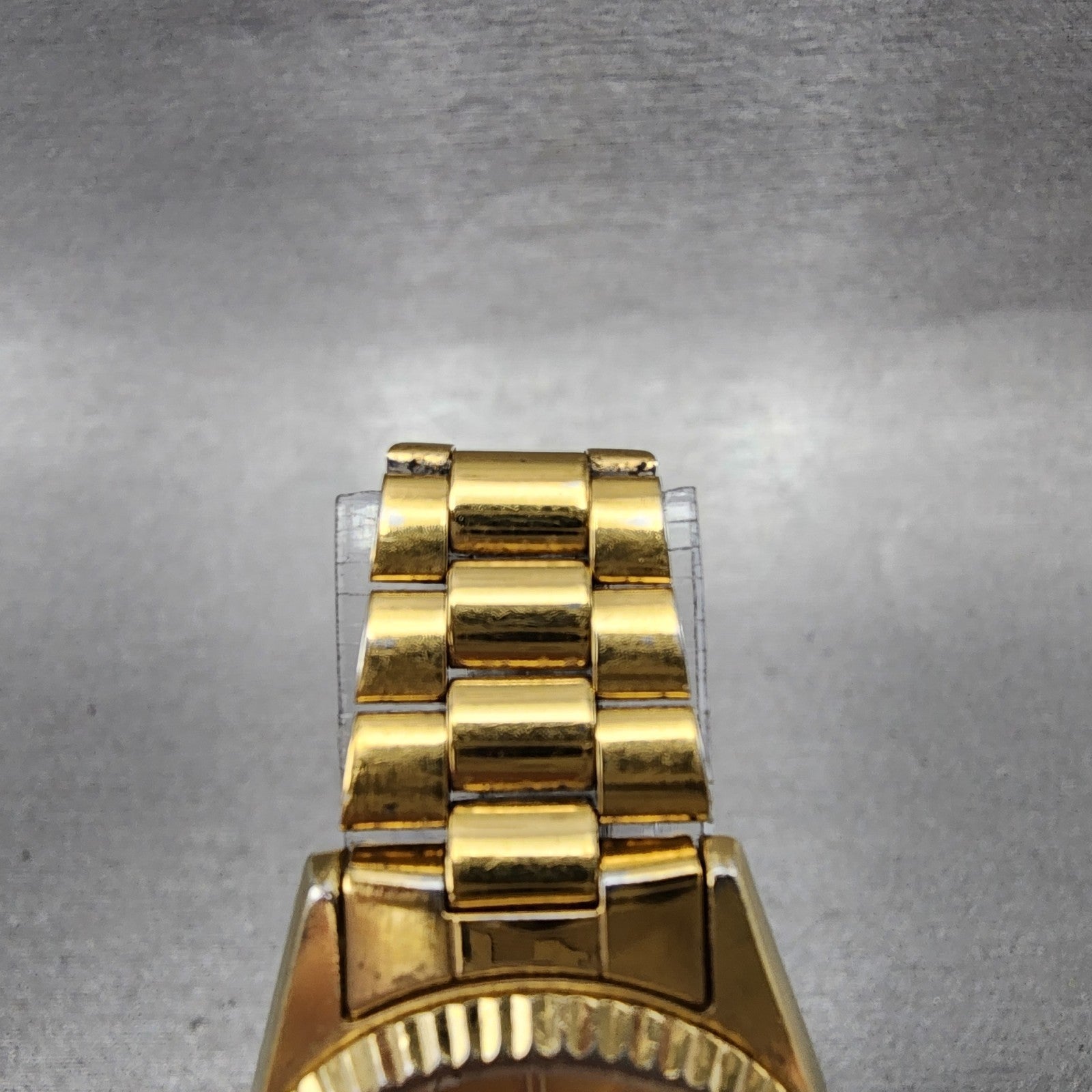 Seiko SQ Watch Women 25mm Gold Dial Gold Tone Daydate Round 2A230039 NewBat VTG4