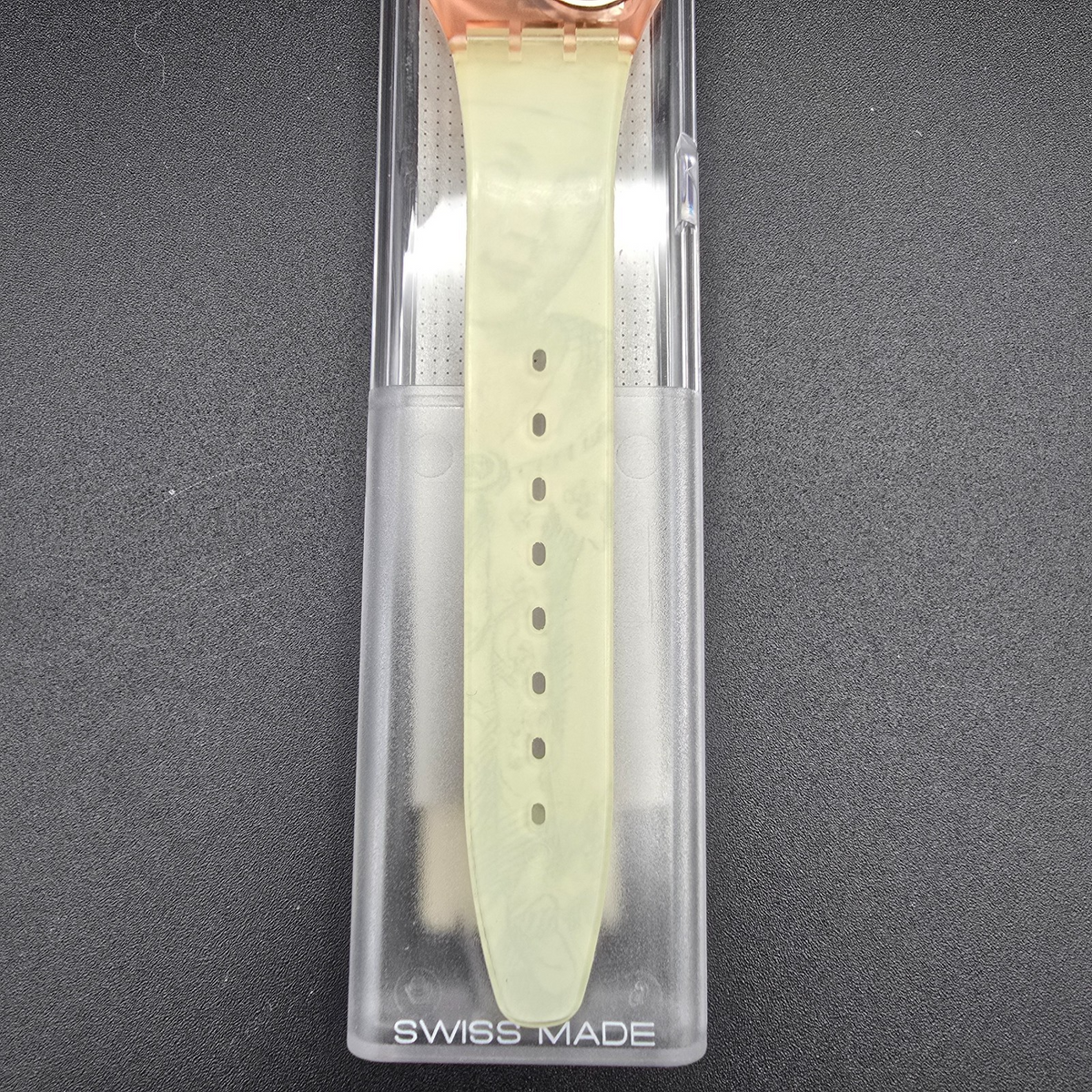 Swatch Masquerade Watch Men 34mm White Dial Pink Case GP105 New Battery NOS 32310