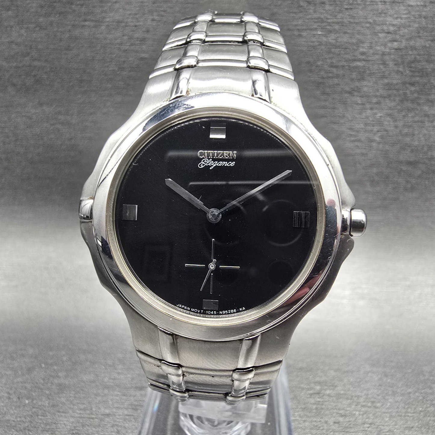 Citizen Elegance Mens Watch 38mm Black Dial Silver Tone Round 1045-S76540 NewBat0