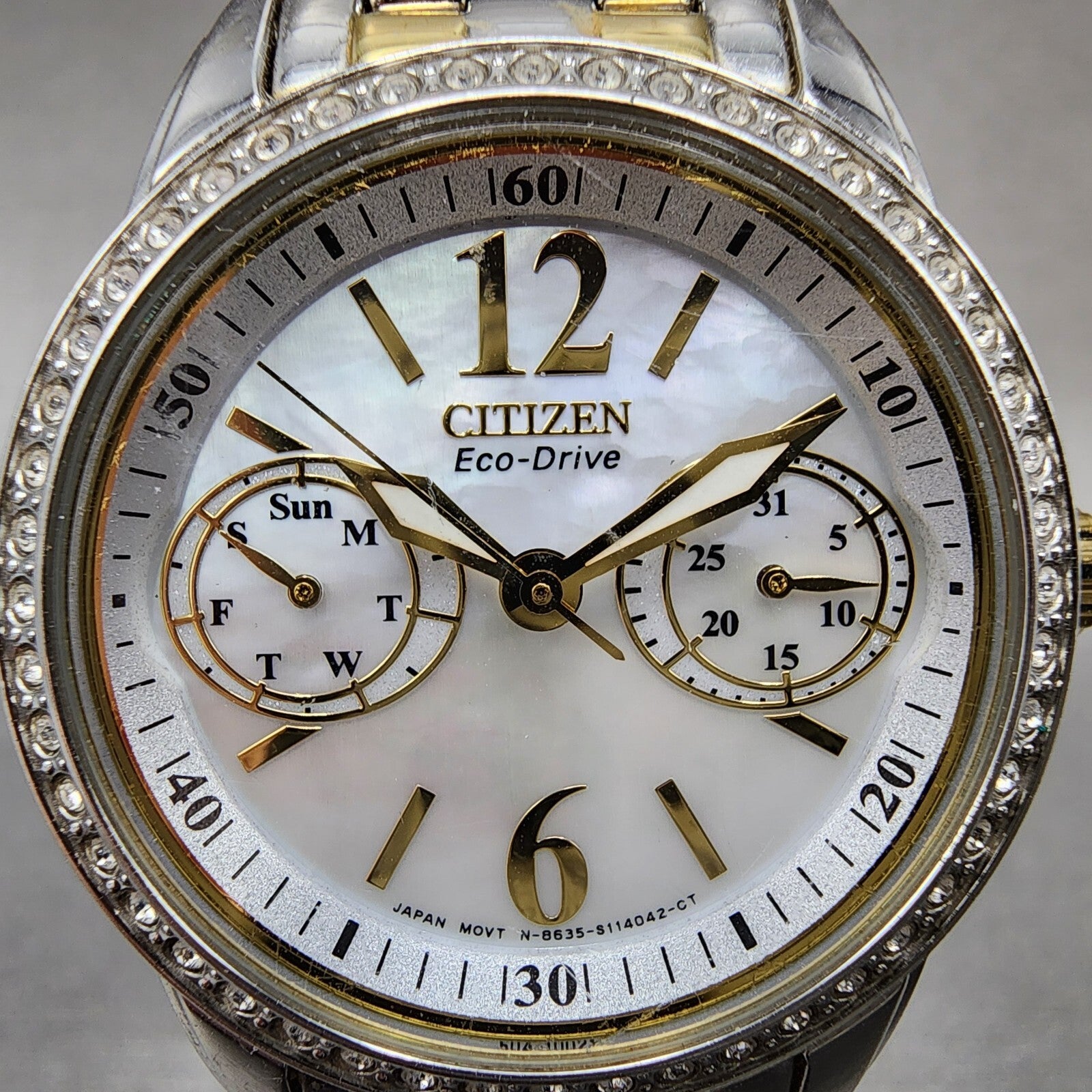 Citizen EcoDrive Watch Women 32mm MOP Dial Two Tone Daydate Round 8635 Runs1