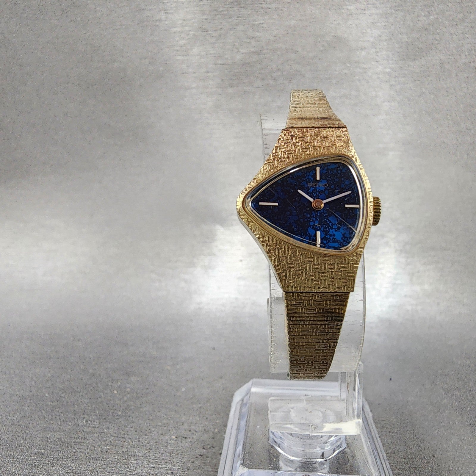 Seiko Asymmetrical Watch Women 21mm Blue Dial Gold Tone Manual Wind 117739 Runs5
