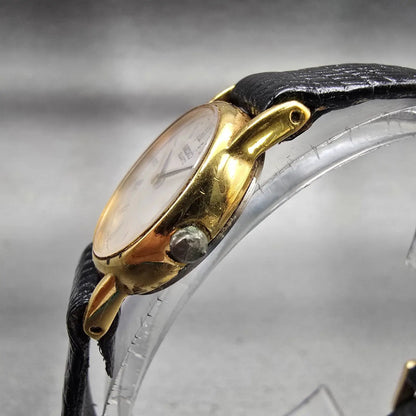 Seiko Watch Women 20mm White Dial Gold Tone Round 2Y00-0A10 New Battery Vintage2