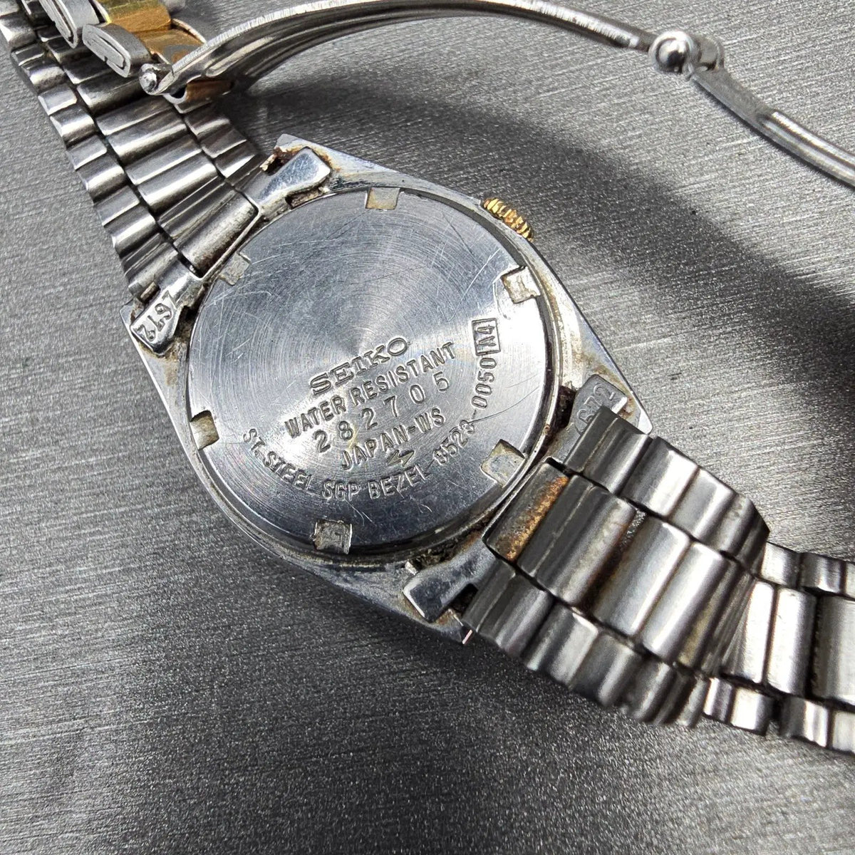 Seiko SQ Watch Women 24mm Gray Dial Two Tone Daydate Round 8523-0050 New Battery10