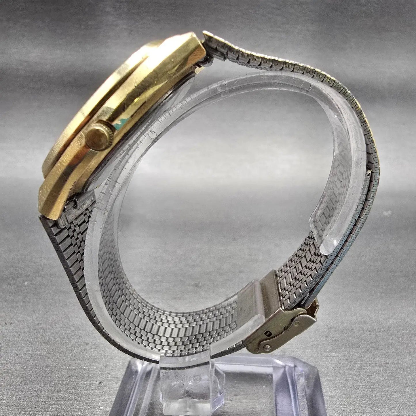 Citizen CQ Watch Men 34mm Champagne Dial Gold Tone Daydate 4-211898 New Battery6