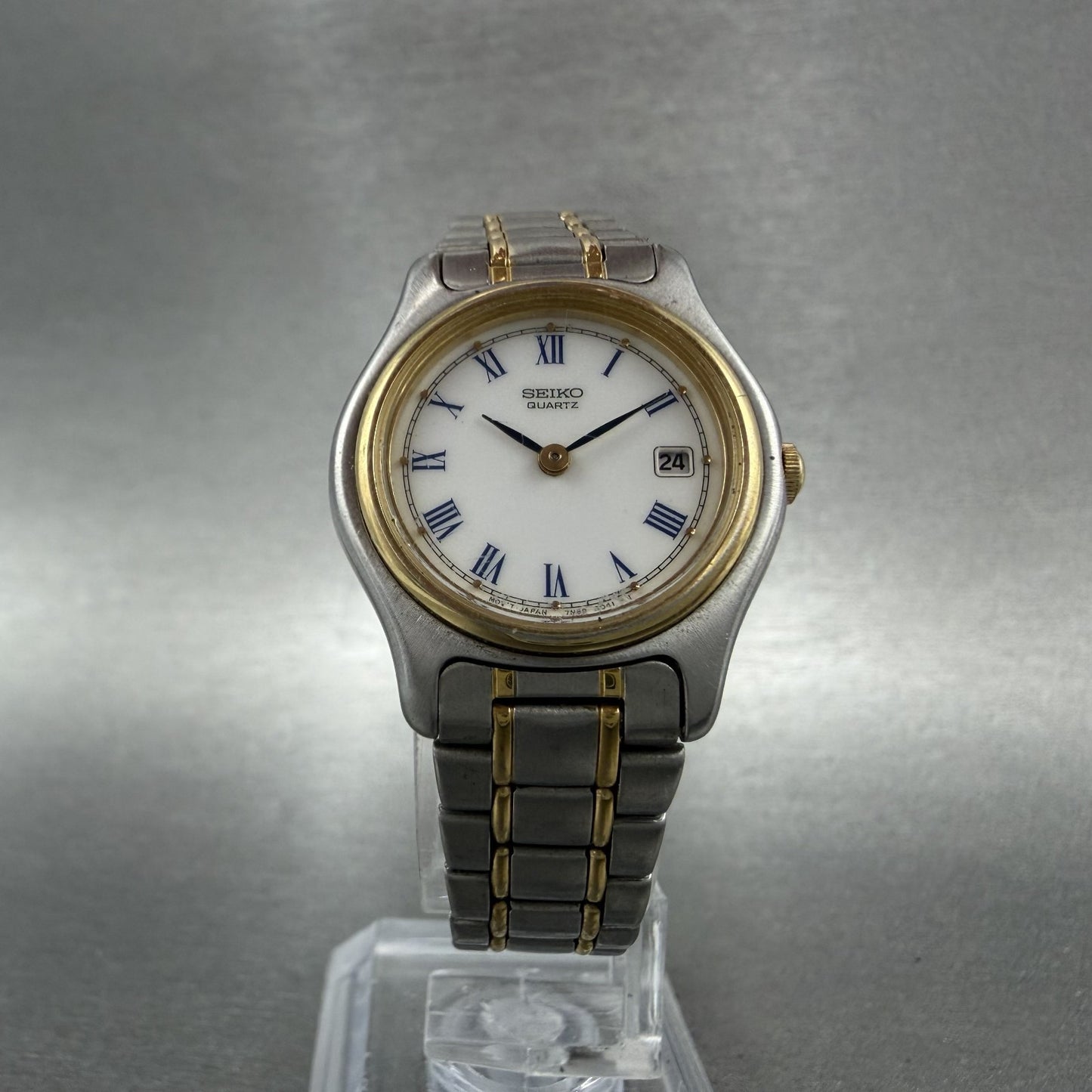 Seiko Watch Women 26mm White Dial Two Tone Date Round 7n890021 New Battery5