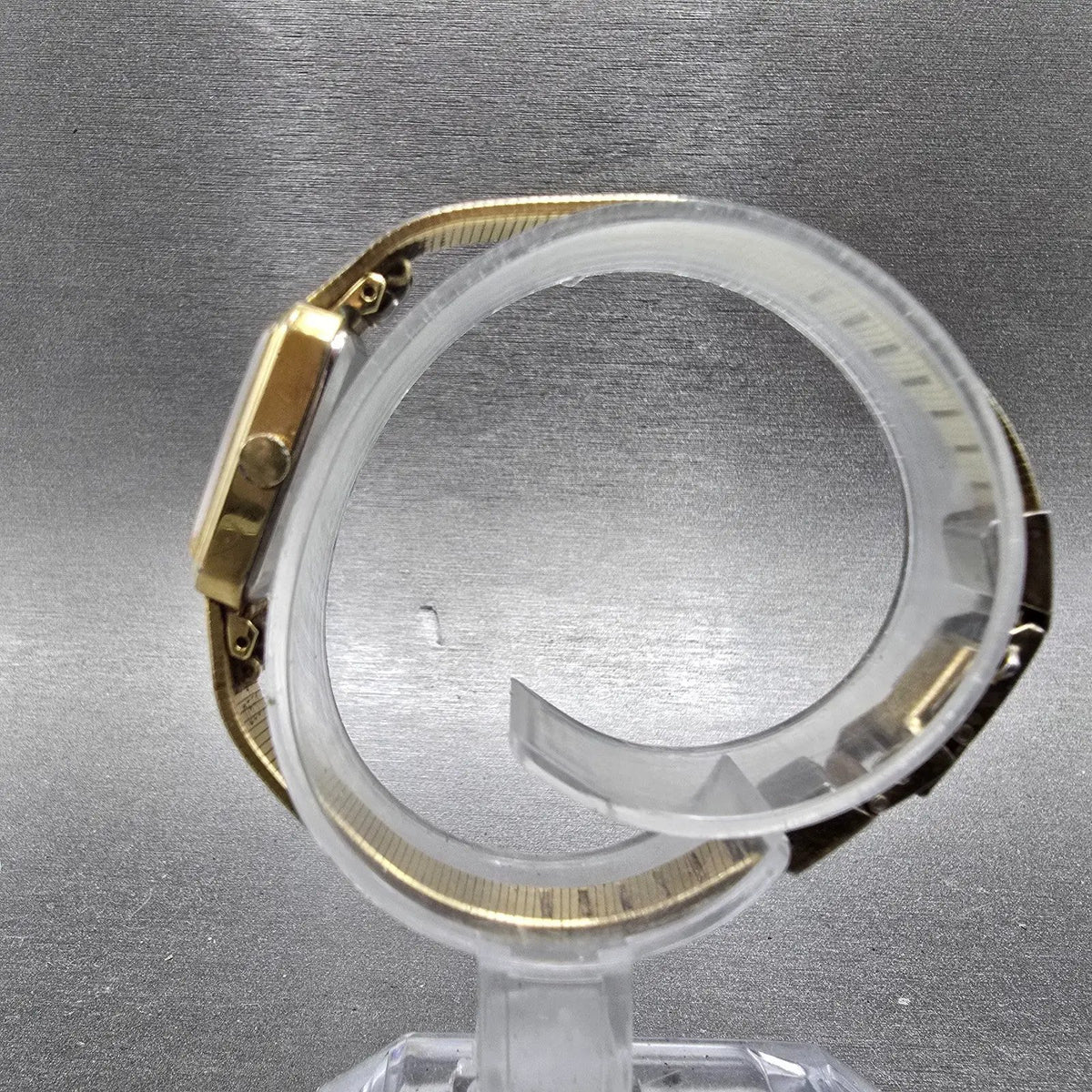 Seiko Tank Watch Women 14mm Gold Dial Gold Rectangle 1320-5770 New Battery VTG6
