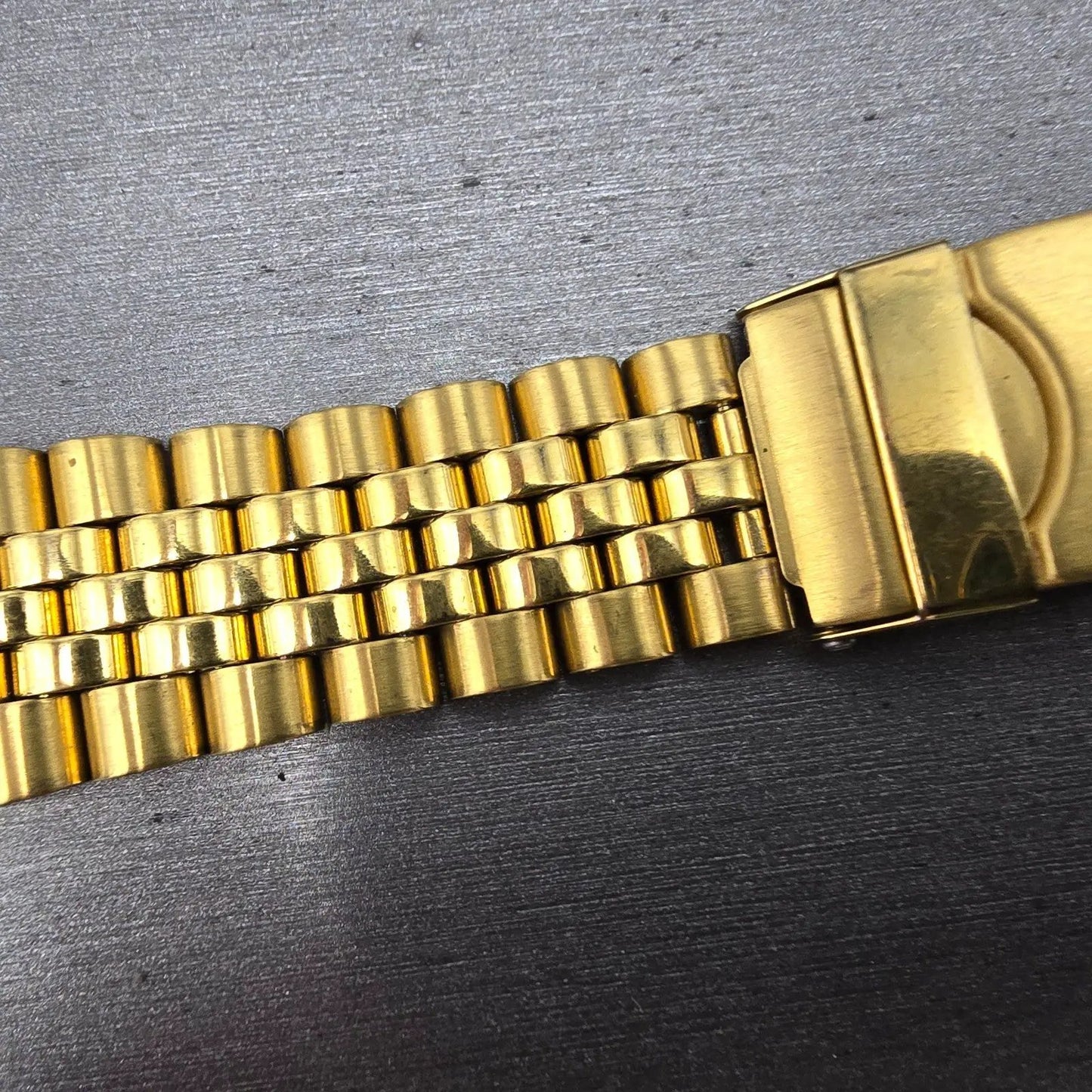 Bulova Bracelet Gold Tone 19mm Stainless Steel Y10 READ!!!!!!! Tri Folding Clasp2