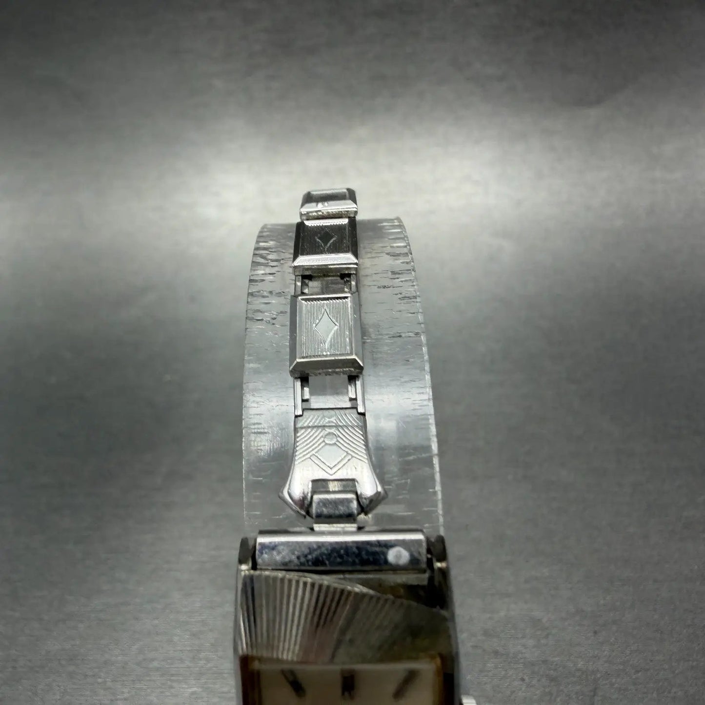 Seiko Solar Tank Watch Women 16mm Silver Dial Silver Tone Manual 1000-3030 Runs4