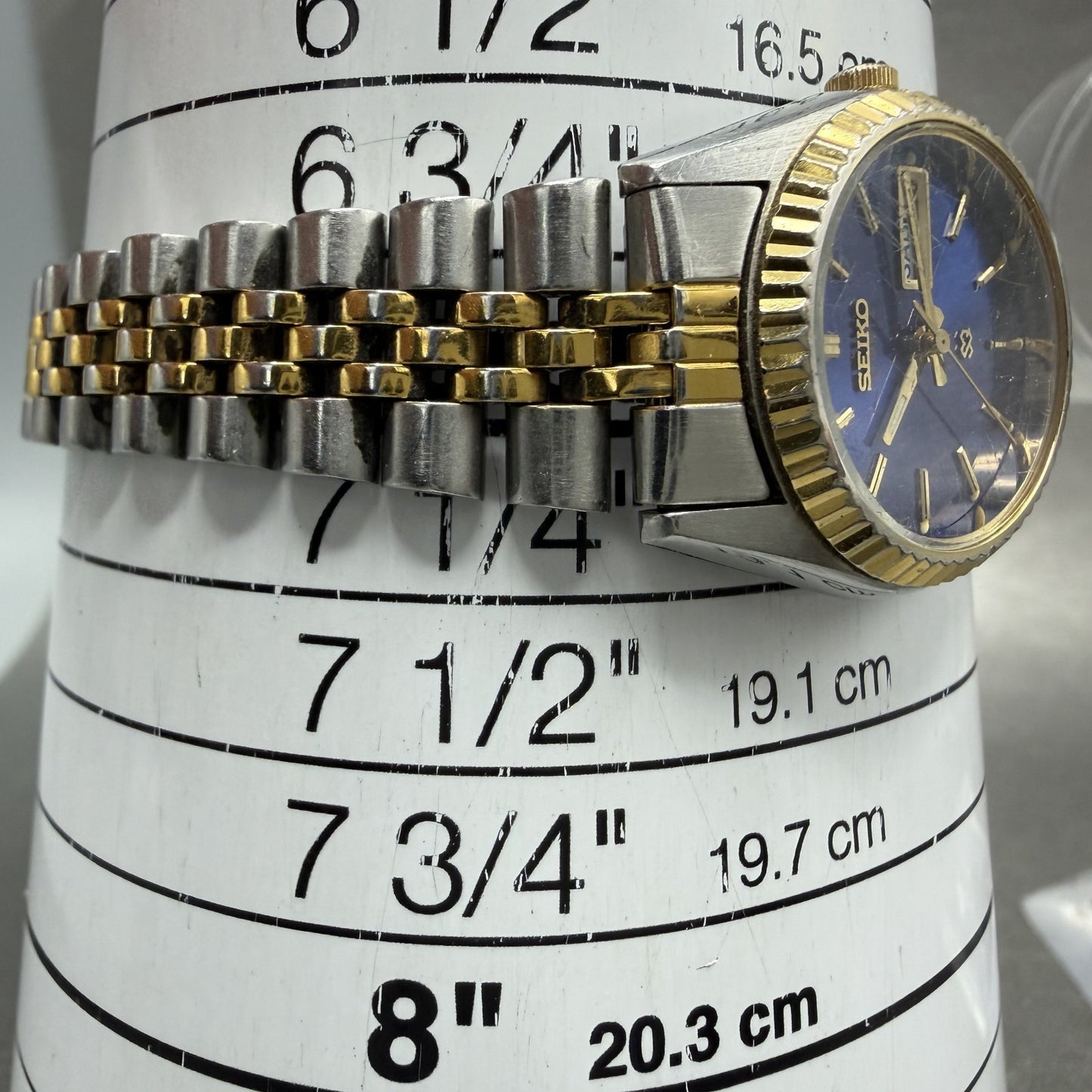 Seiko SQ Watch Women 24mm Blue Dial Two Tone Daydate Round New Battery ABACDAB10