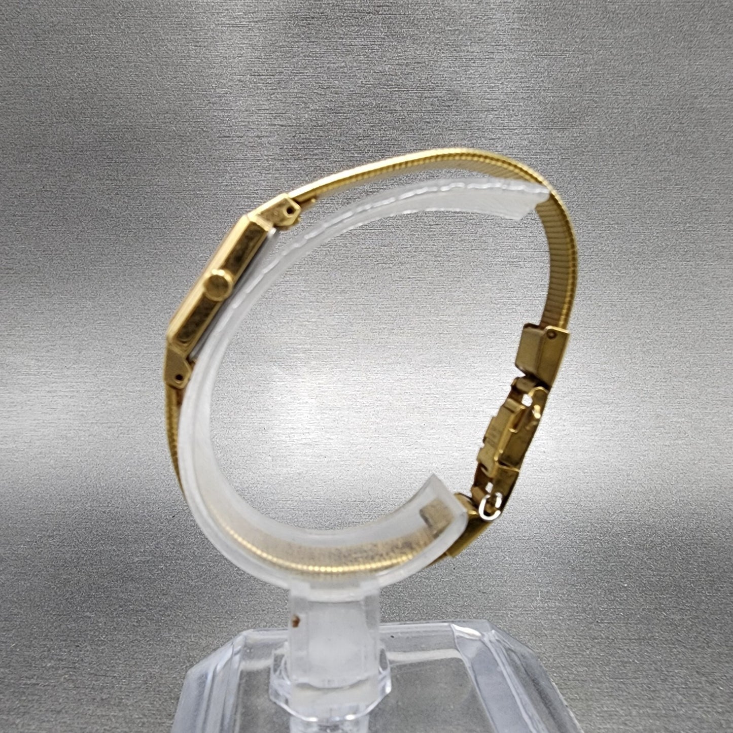 Seiko Tank Watch Women 12mm Gold Dial Gold Tone Rectangle 2E206479 New Battery6