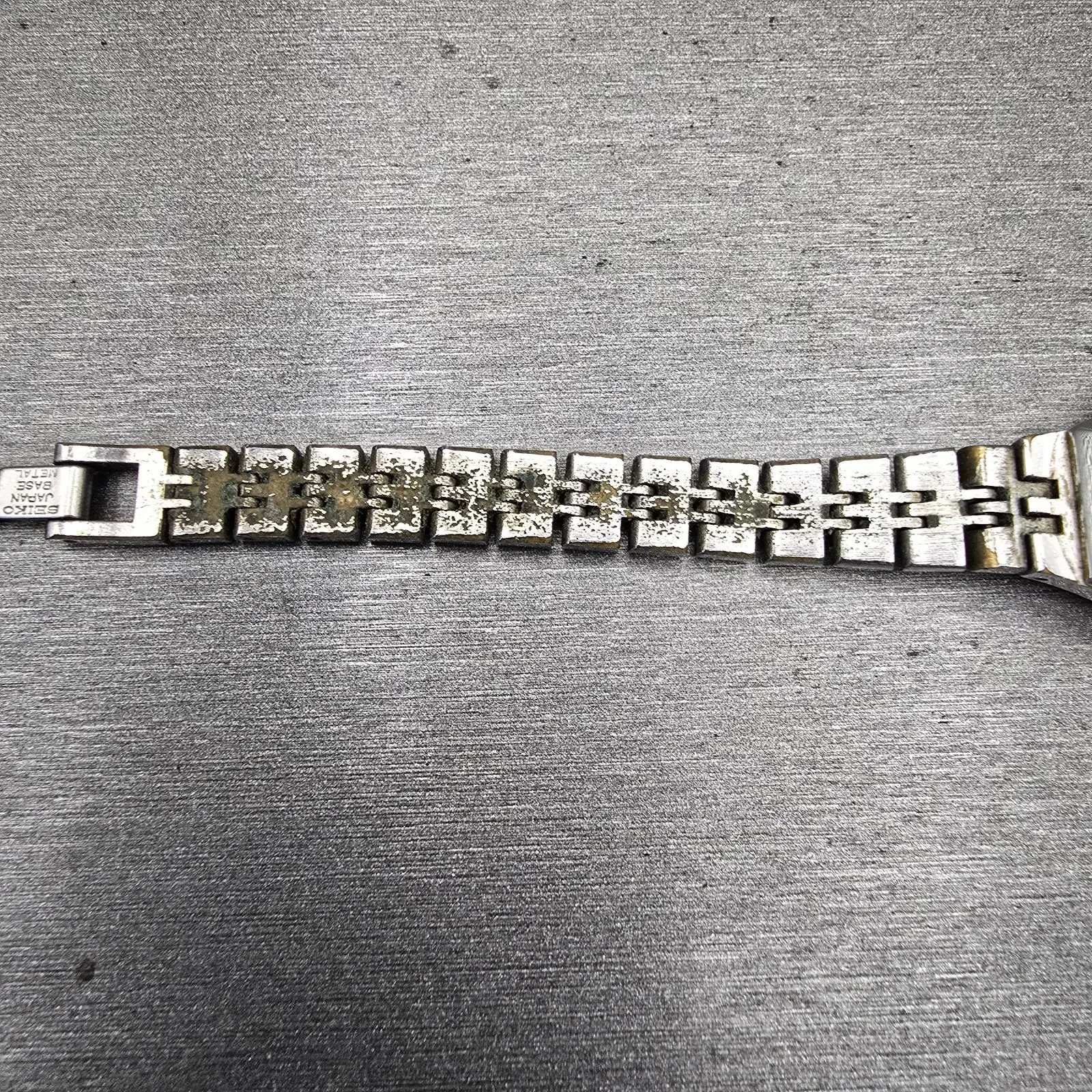 Seiko Watch Women 17mm Silver Dial Silver Tone Round 11-0639 Manual Wind Works10