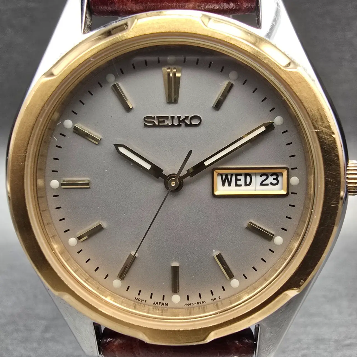 Seiko Watch Men 37mm Gray Dial Two Tone Daydate Round 7N43-8199 New Battery1