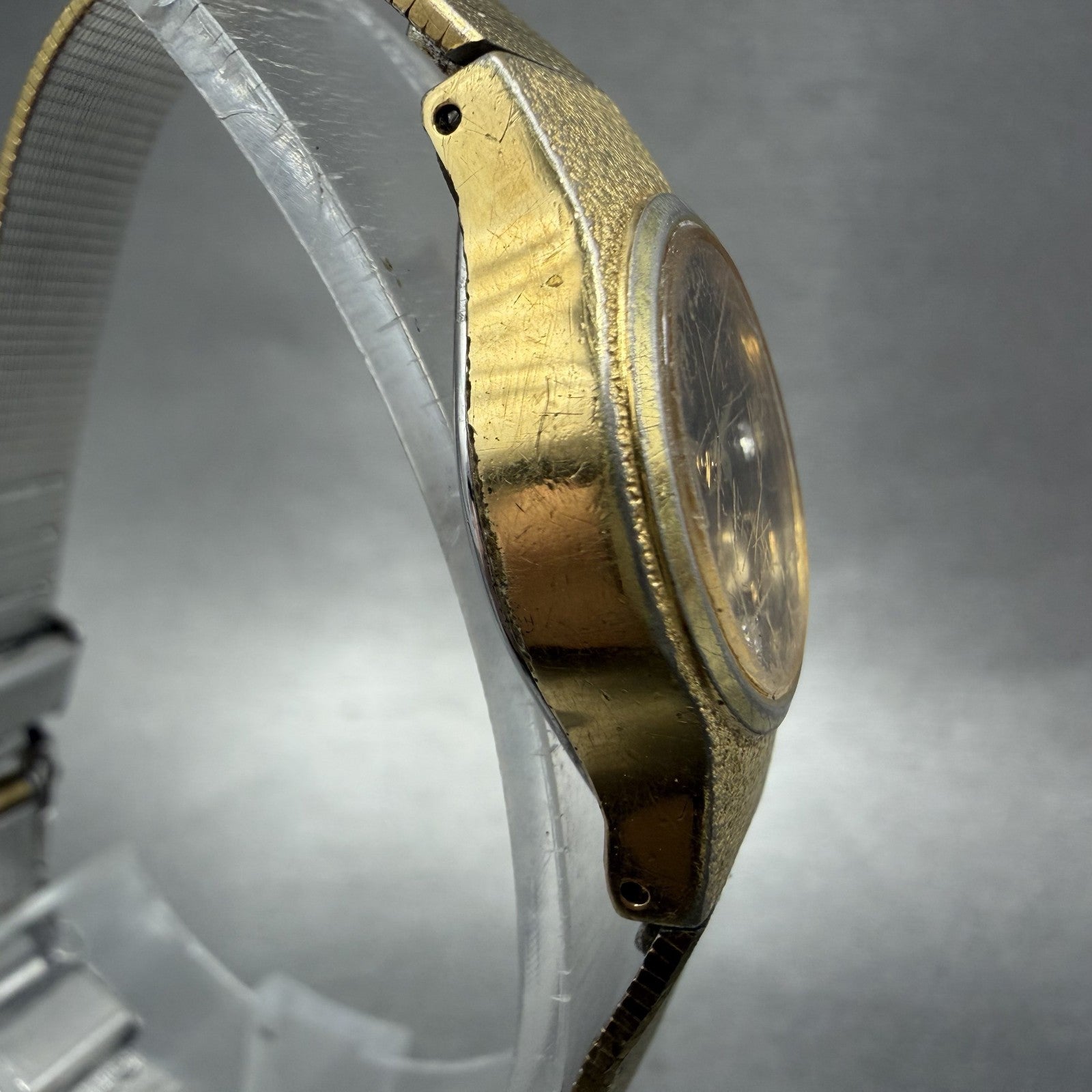 Seiko Watch Women 20mm Black Dial Gold Tone Round 8Y21-0020 New Battery3