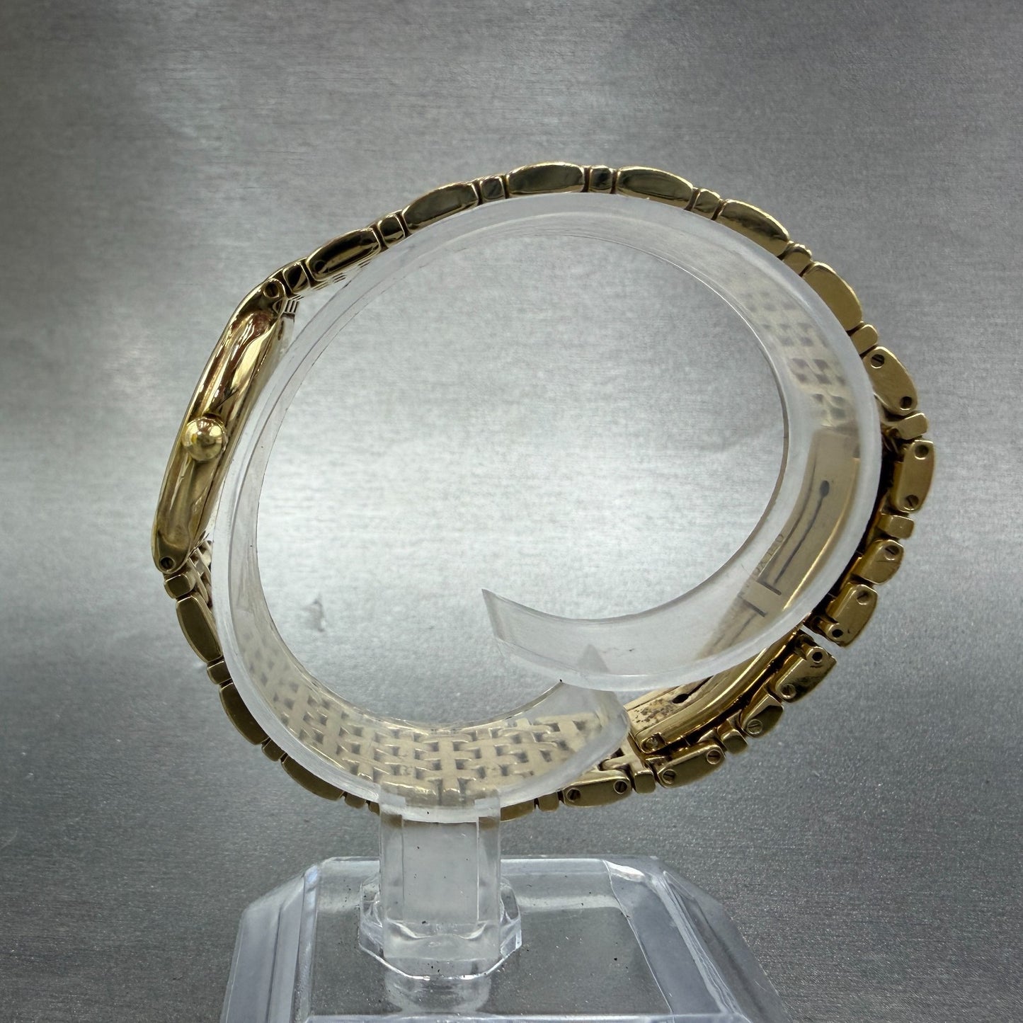 Raymond Weil Watch Women 24mm White Dial Gold Plated Date Round 4702 New Battery6