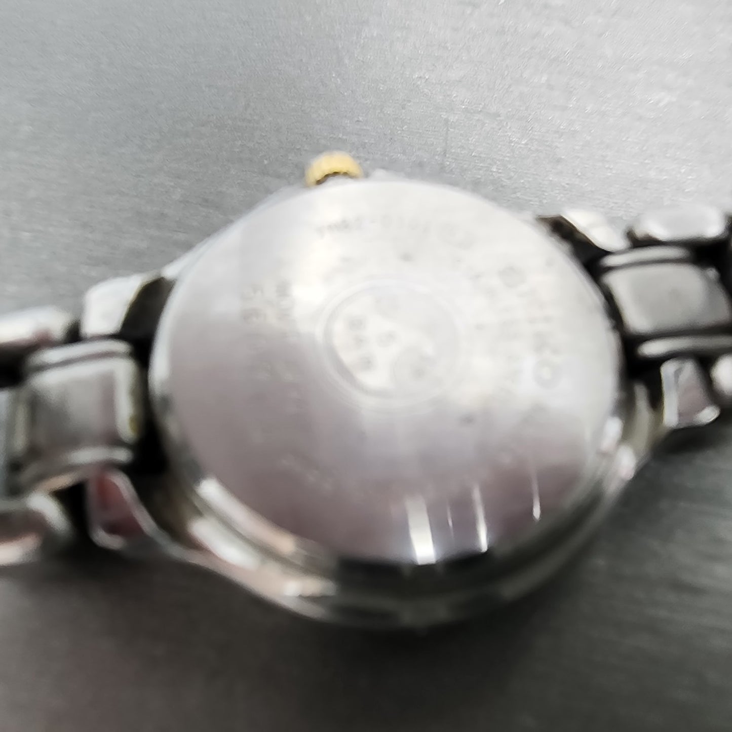 Seiko SQ 50 Watch Women 25mm White Dial Two Tone Date 7n820301 New Battery9