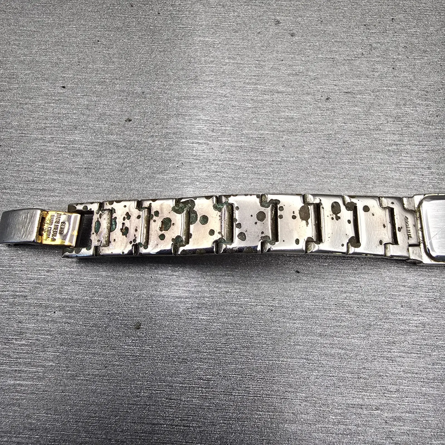 Seiko Watch Women 13mm White Dial Silver Tone Rectangle V220-5769 New Battery10