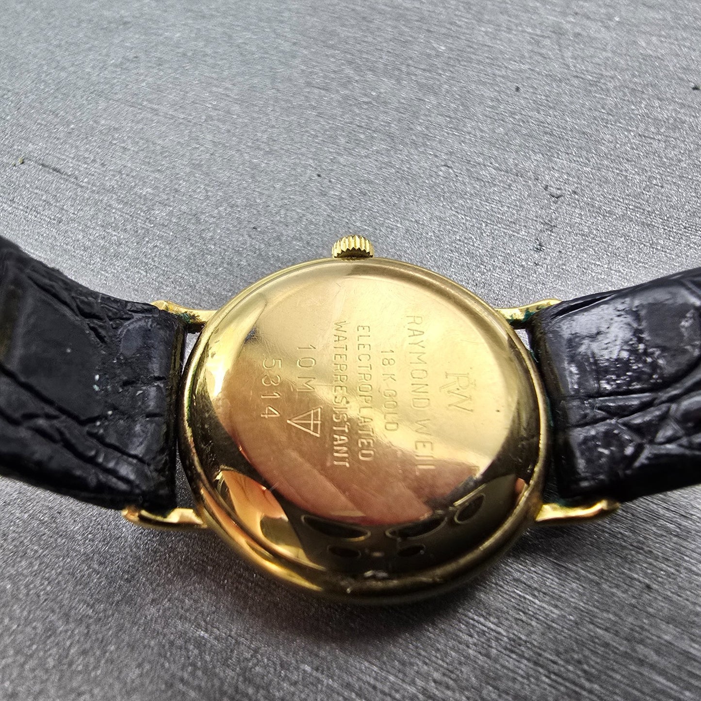Raymond Weil Watch Women 23mm White Dial Gold Plated Date Round 5314 New Batt JH9