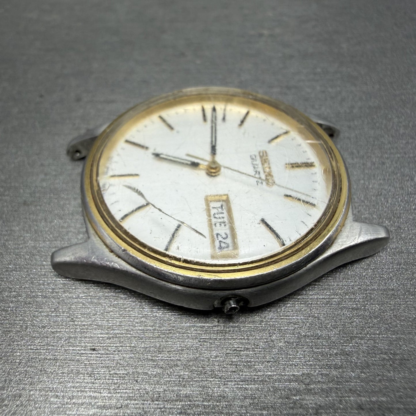 Seiko Watch Men 35mm Silver Dial Two Tone Round Daydate Vintage 7N43-8A39 PARTS6