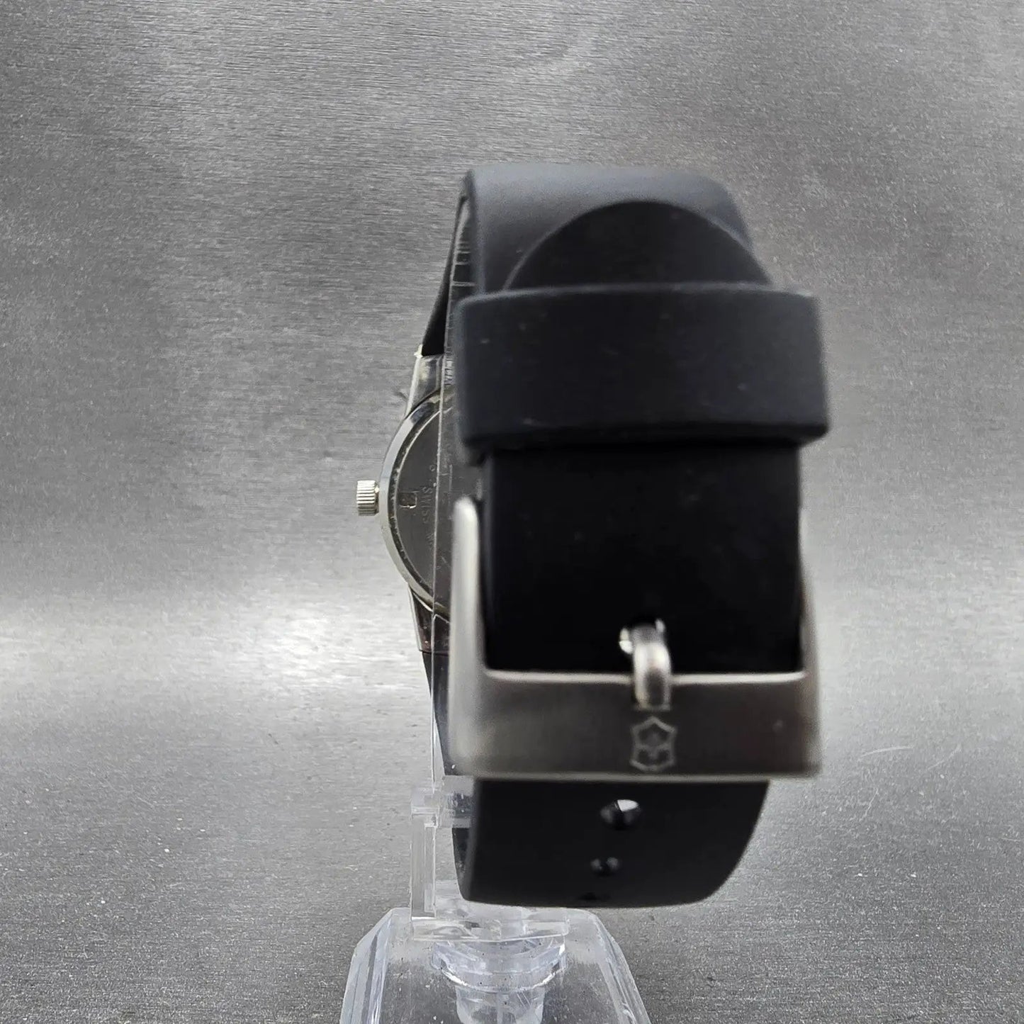 Victorinox Swiss Army Peak Watch Men 38mm Black Dial Steel 24968 Date PARTS VTG8
