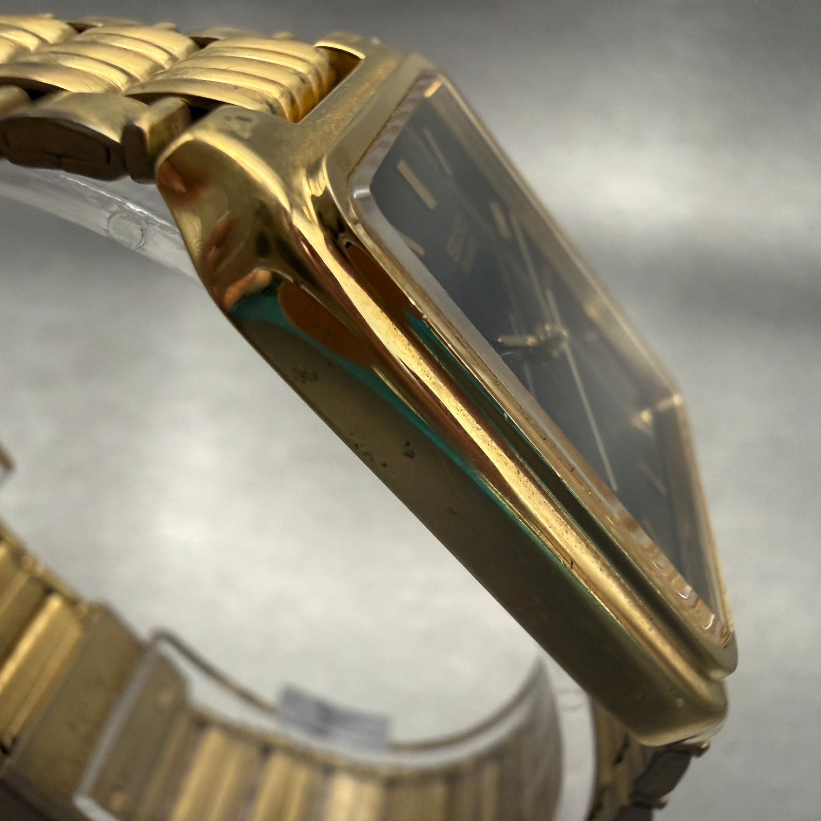 Seiko SX Watch Men 26mm Black Dial Gold Tone Rectangle V701-5J00 New Battery3