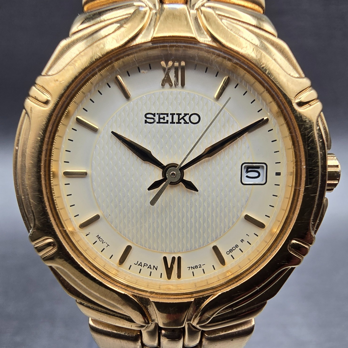 Seiko Watch Women 26mm Cream Dial Gold Tone Date Round 7N82-0AT0 New Battery JP1
