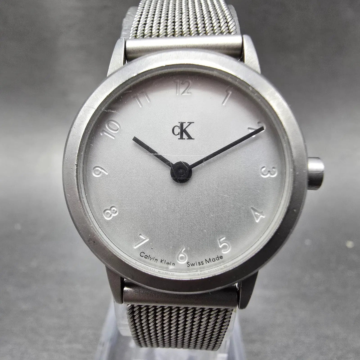 Calvin Klein Watch Women 28mm Silver Dial Steel Round K1313 Mesh Band New Batt0