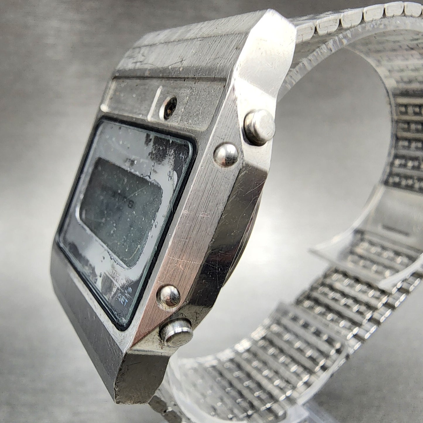 Seiko Digital Watch Men 33mm Silver Tone Alarm Chrono A6395039 READ!!!!2