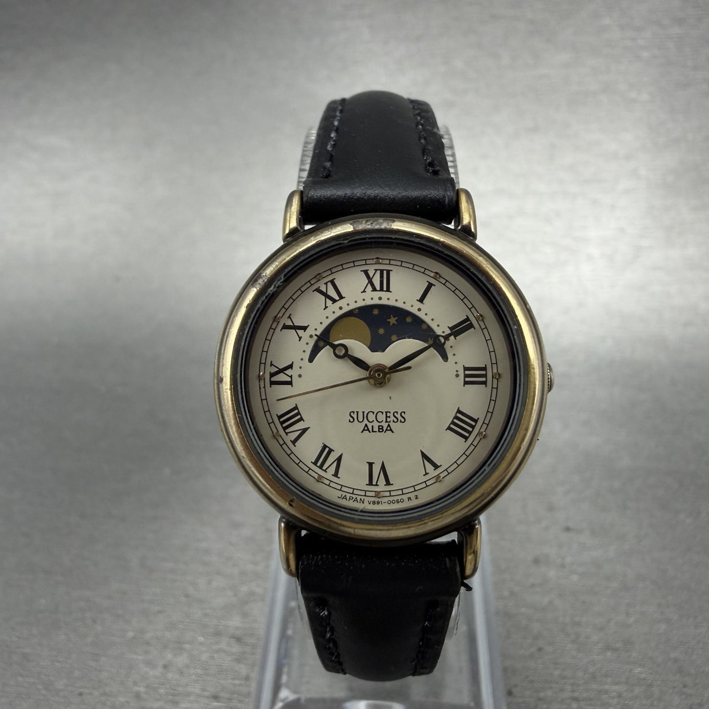 Seiko Alba Success Moon Phase Watch Women 25mm White Dial Brass Tone New Battery0