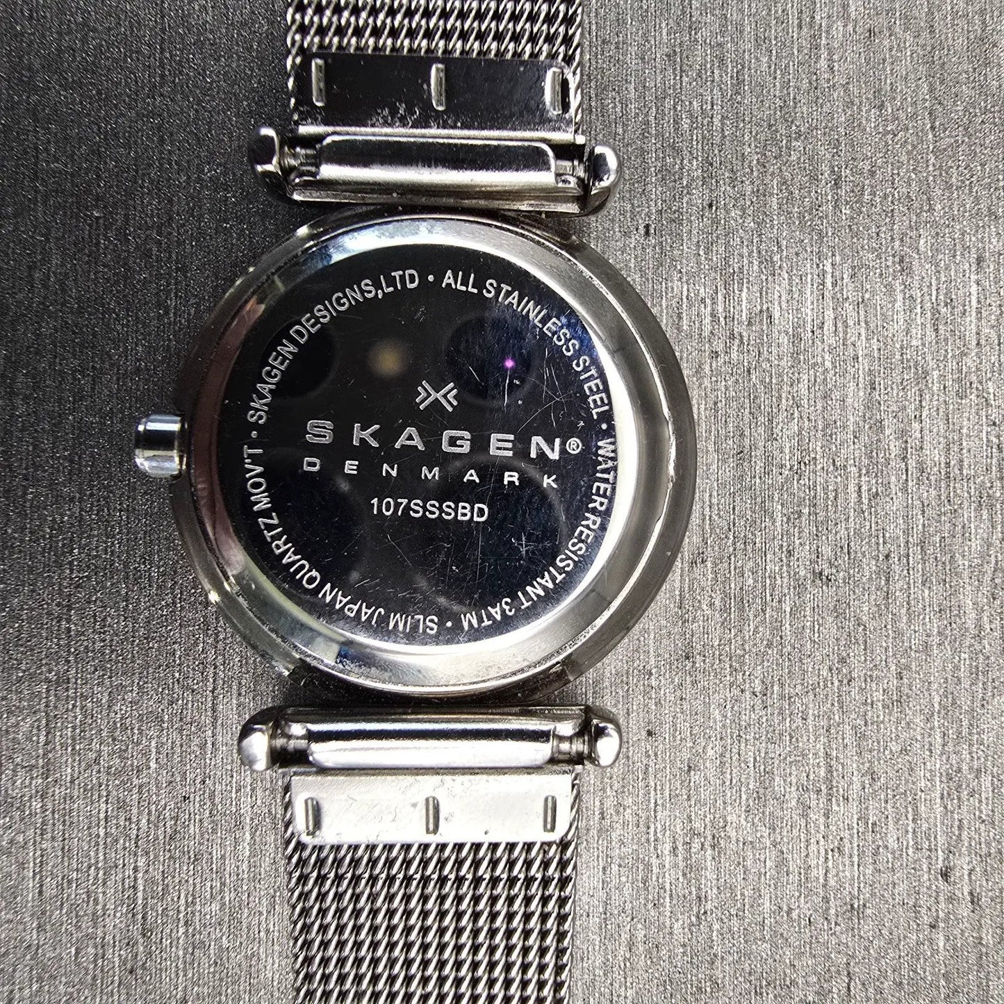 Skagen Watch Women 25mm Black Dial Silver Tone Round 107SSSBD New Batt10