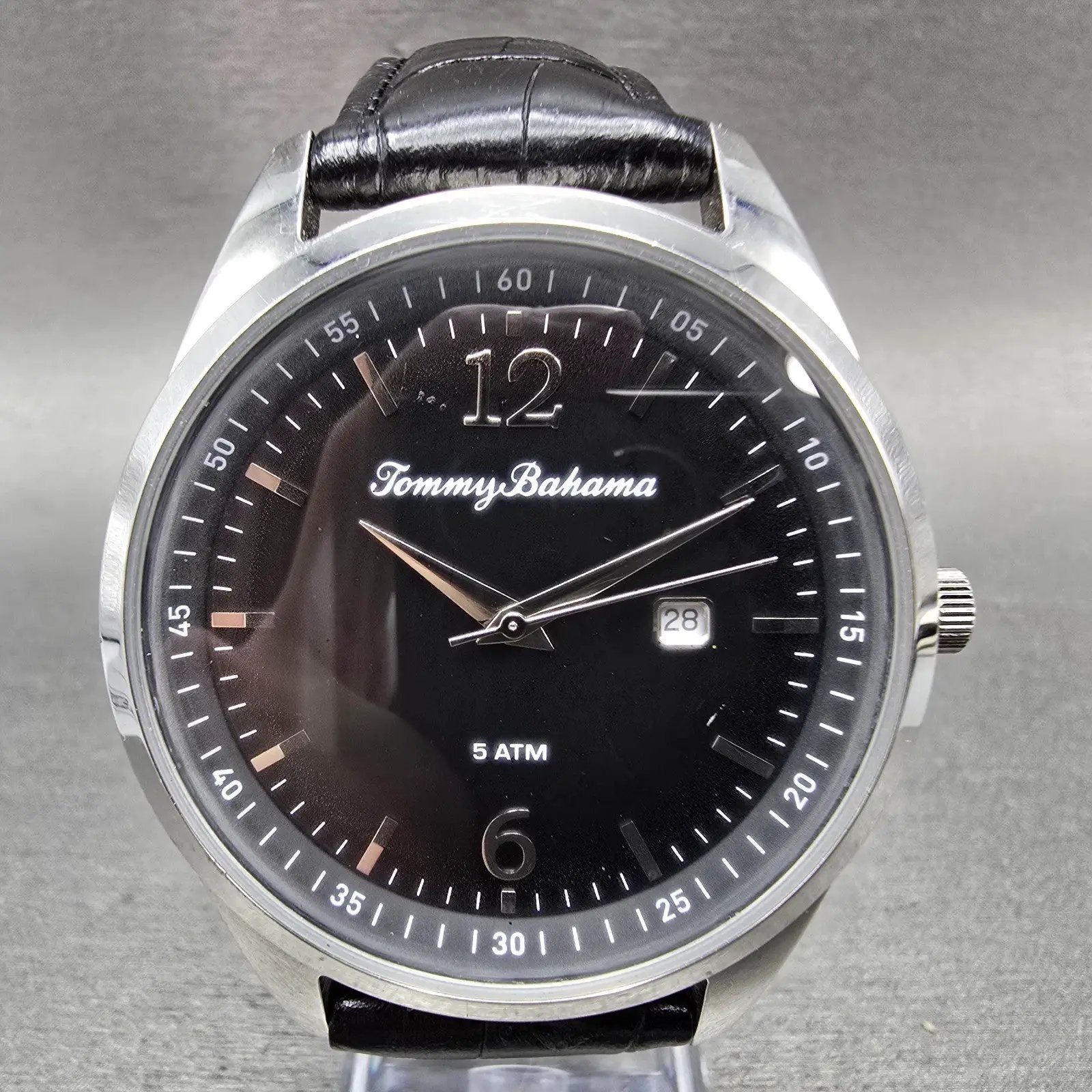 Tommy Bahama Watch Men 45mm Black Dial Silver Tone Date Round T01-16 New Battery0
