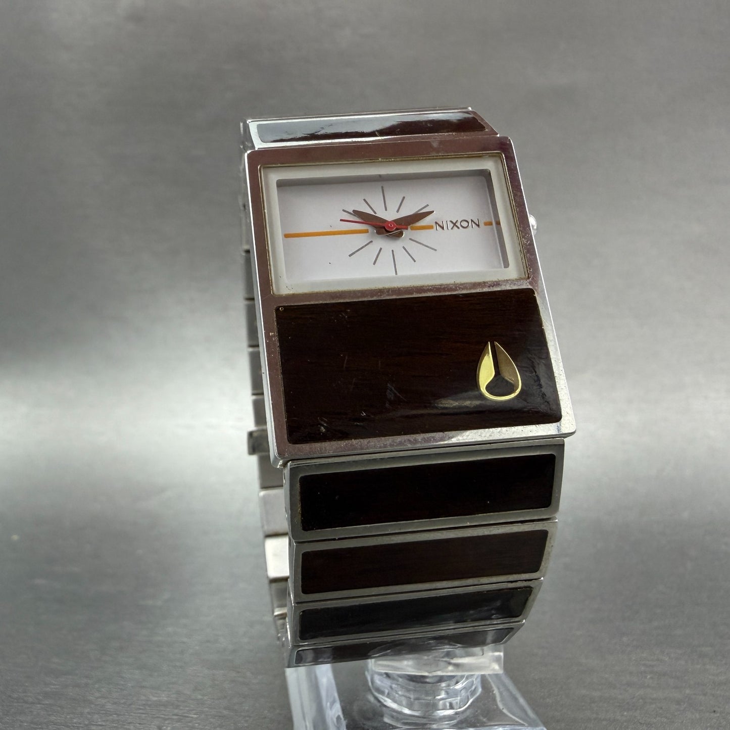 Nixon Chalet Watch Men 30mm White Dial Steel Wood Rectangle New Battery5