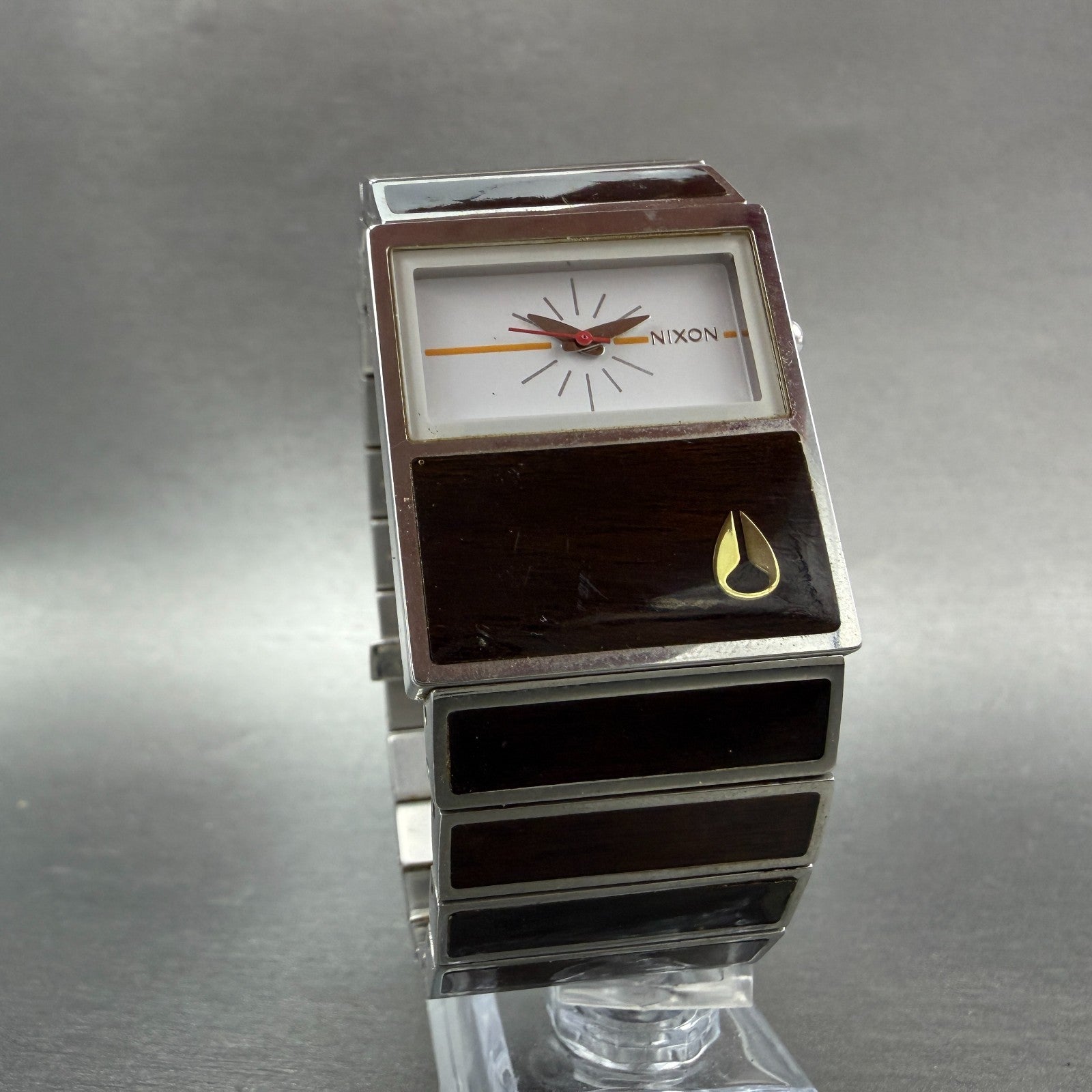 Nixon Chalet Watch Men 30mm White Dial Steel Wood Rectangle New Battery5