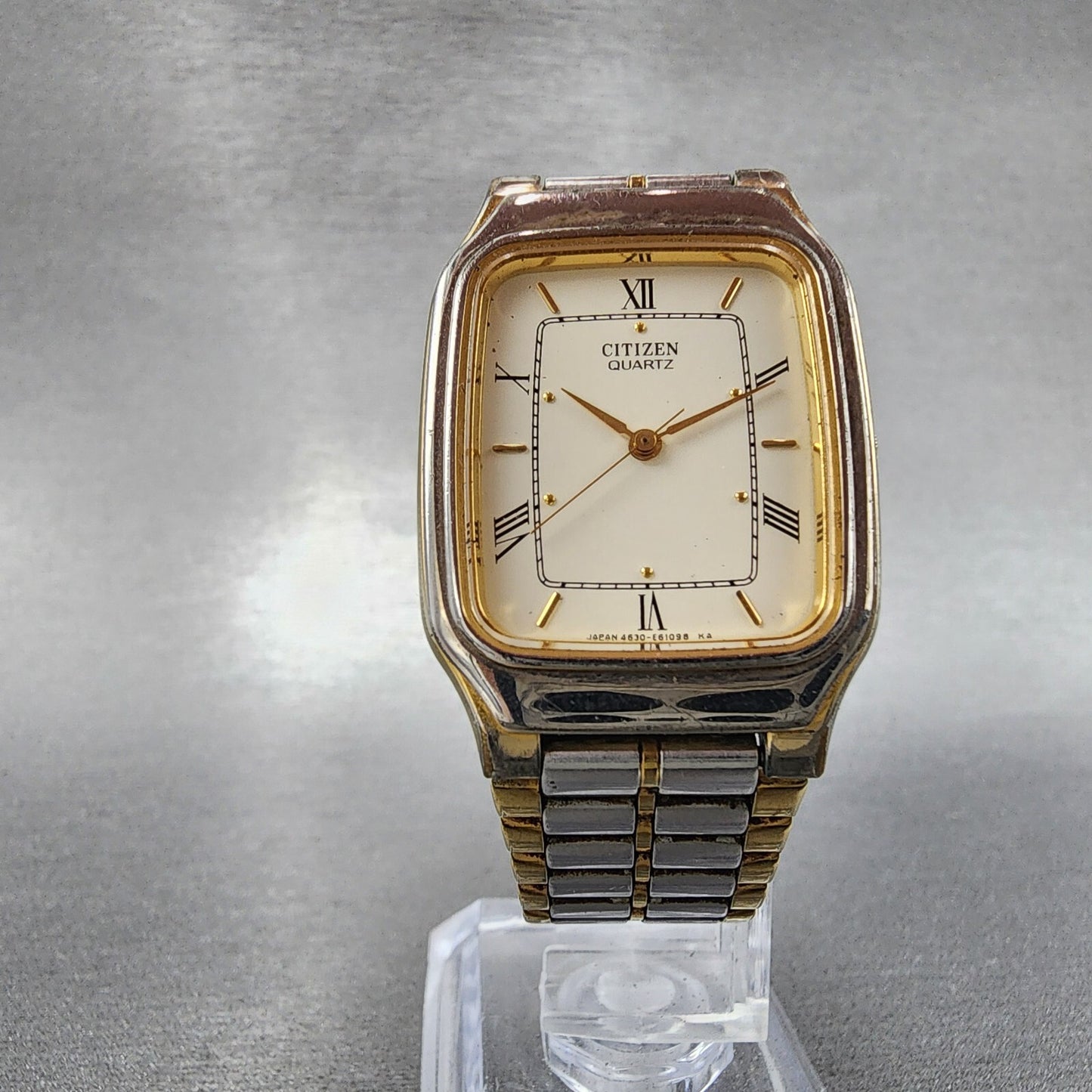 Citizen Tank Watch Women 27mm White Dial Two Tone 4630E60639 New Battery5