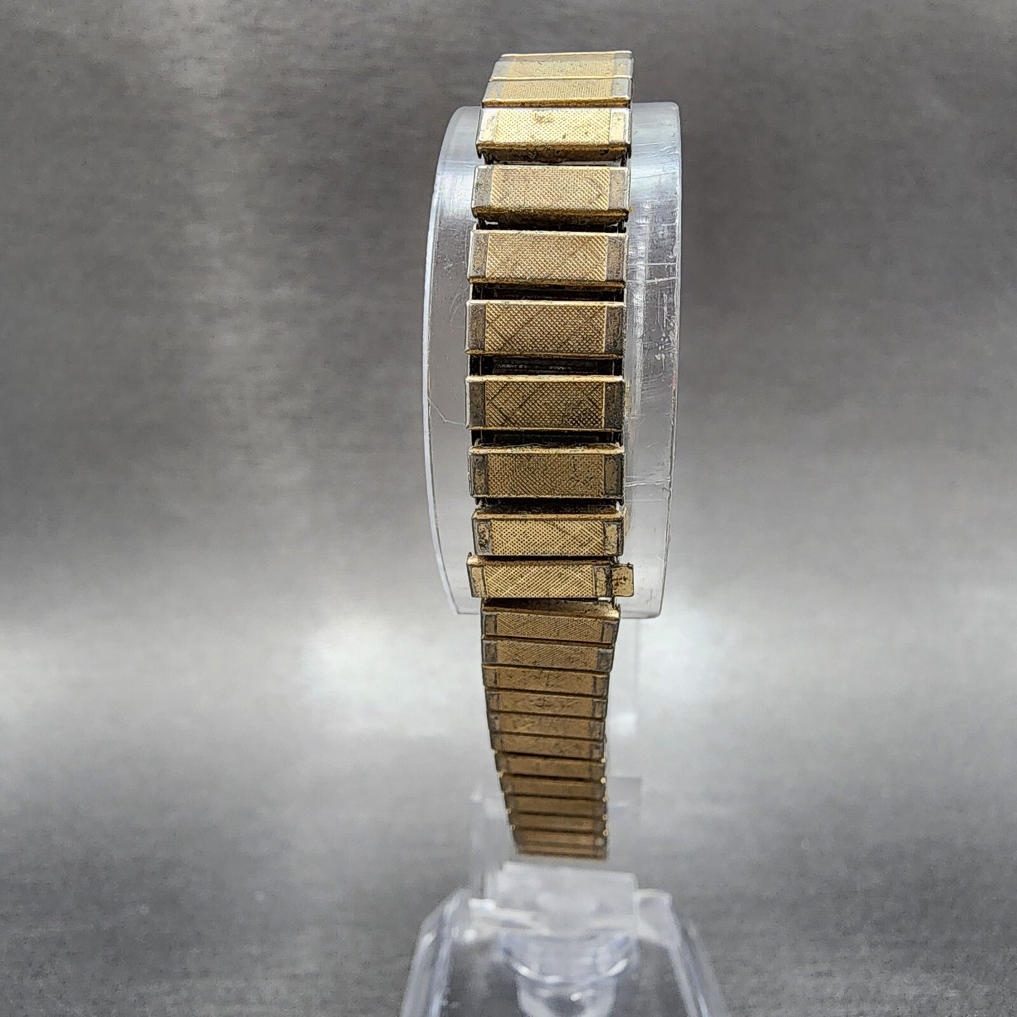 Seiko Watch Women 16mm Gold Dial Gold Tone Rectangle 2C205059 New Battery7