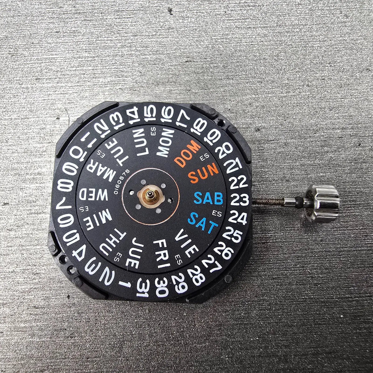 Seiko 7N43C Quartz Movement Black Daydate Three Hand Runs0